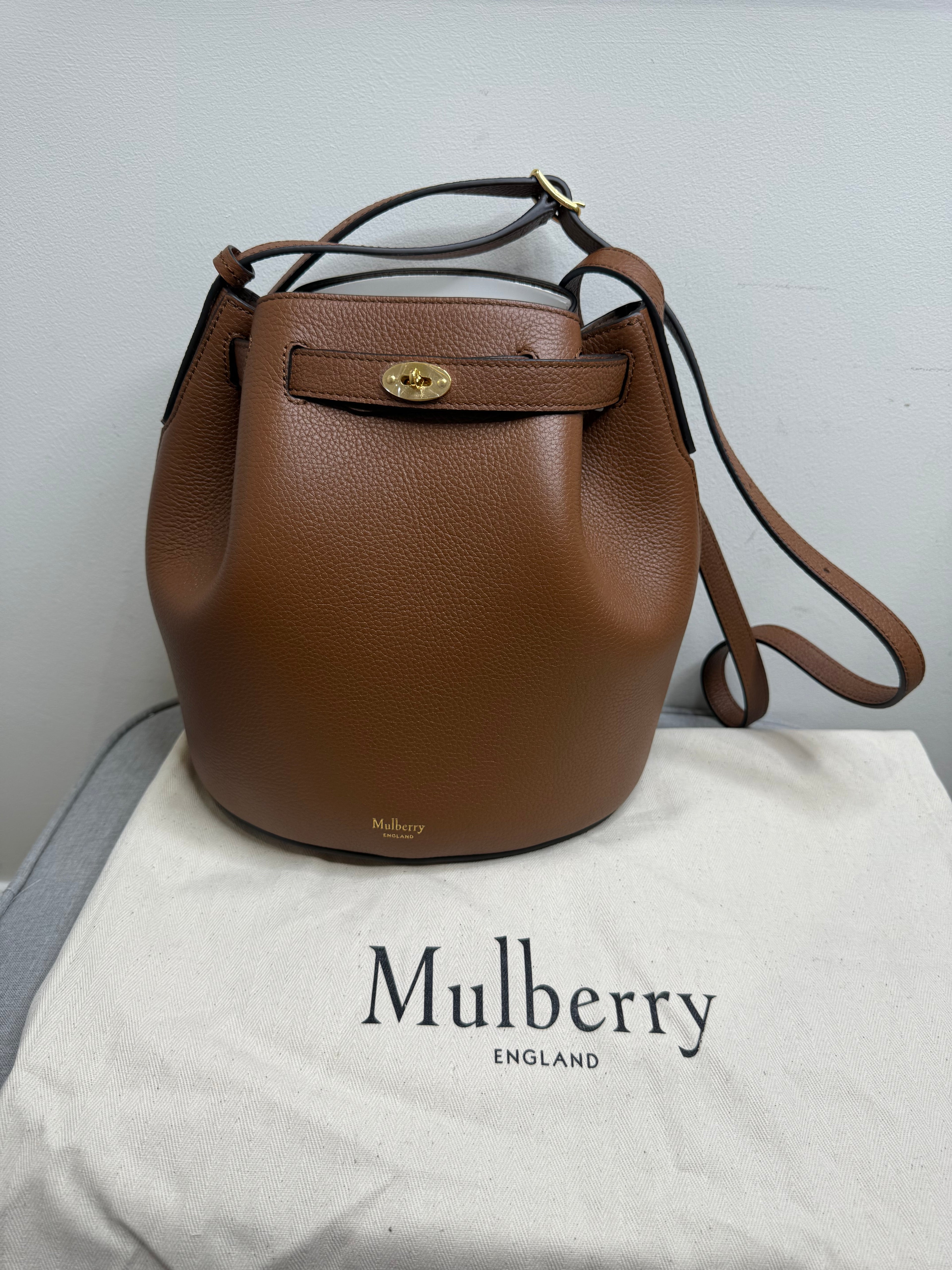 New Mulberry Abbey Natural Grain Leather Bucket Bag In Oak