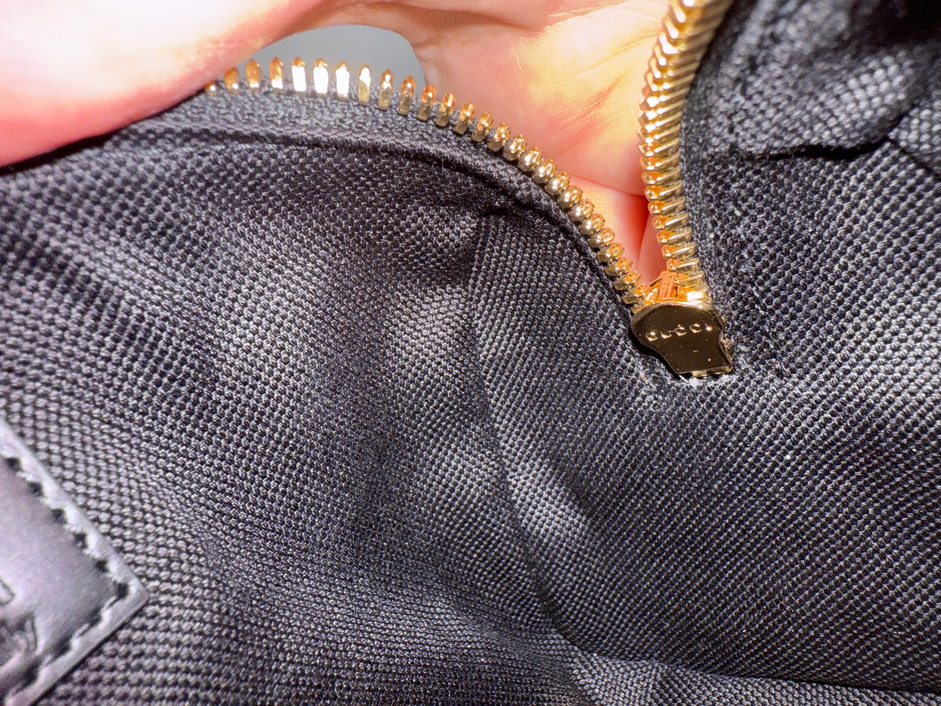 New Gucci GG Leather Crossbody Bag Black & Gold Hdw