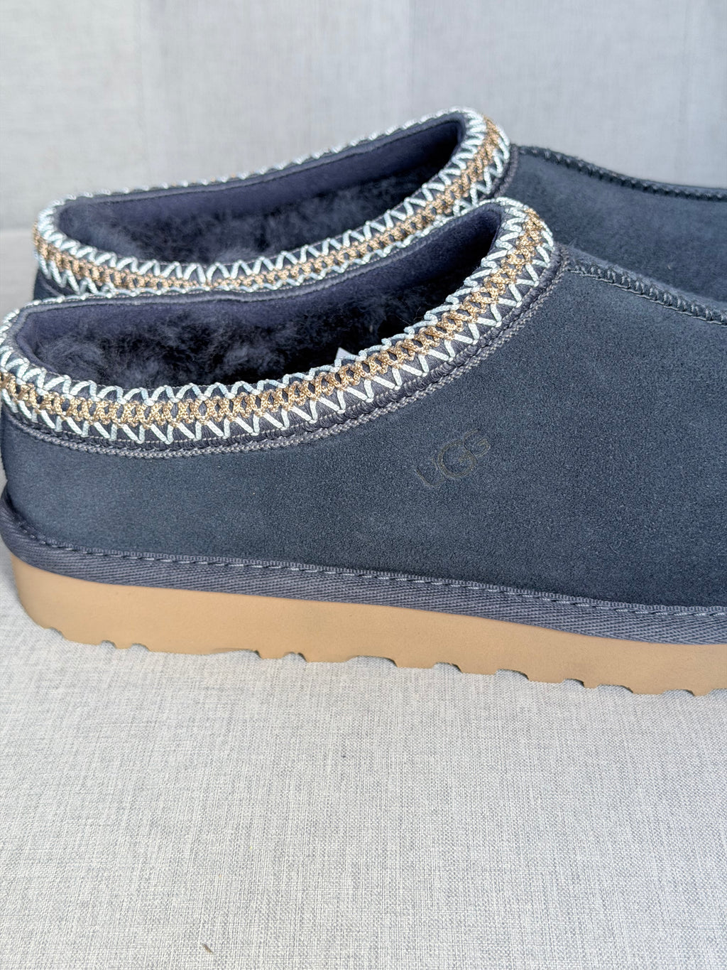 UGG Tasman Slippers – Navy – UK 6 / EU 39 – Brand New in Box