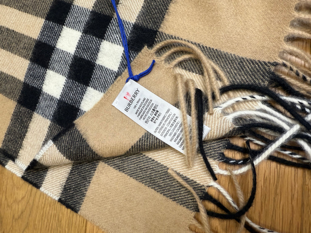 New With Tags Burberry Classic Check Cashmere Scarf - Beige