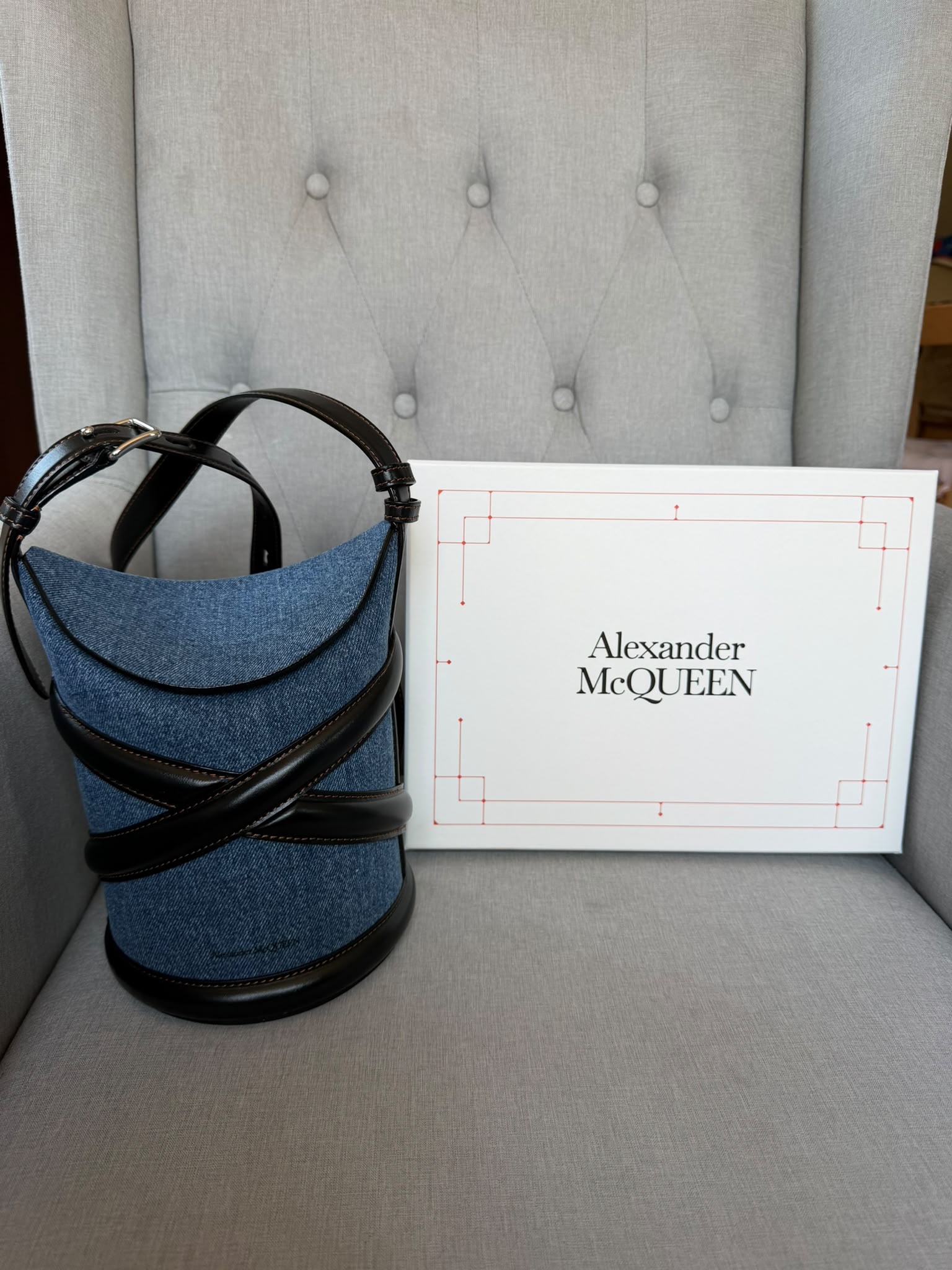Alexander McQueen Small 'The Curve' Denim & Leather Bucket Bag – RRP £1250