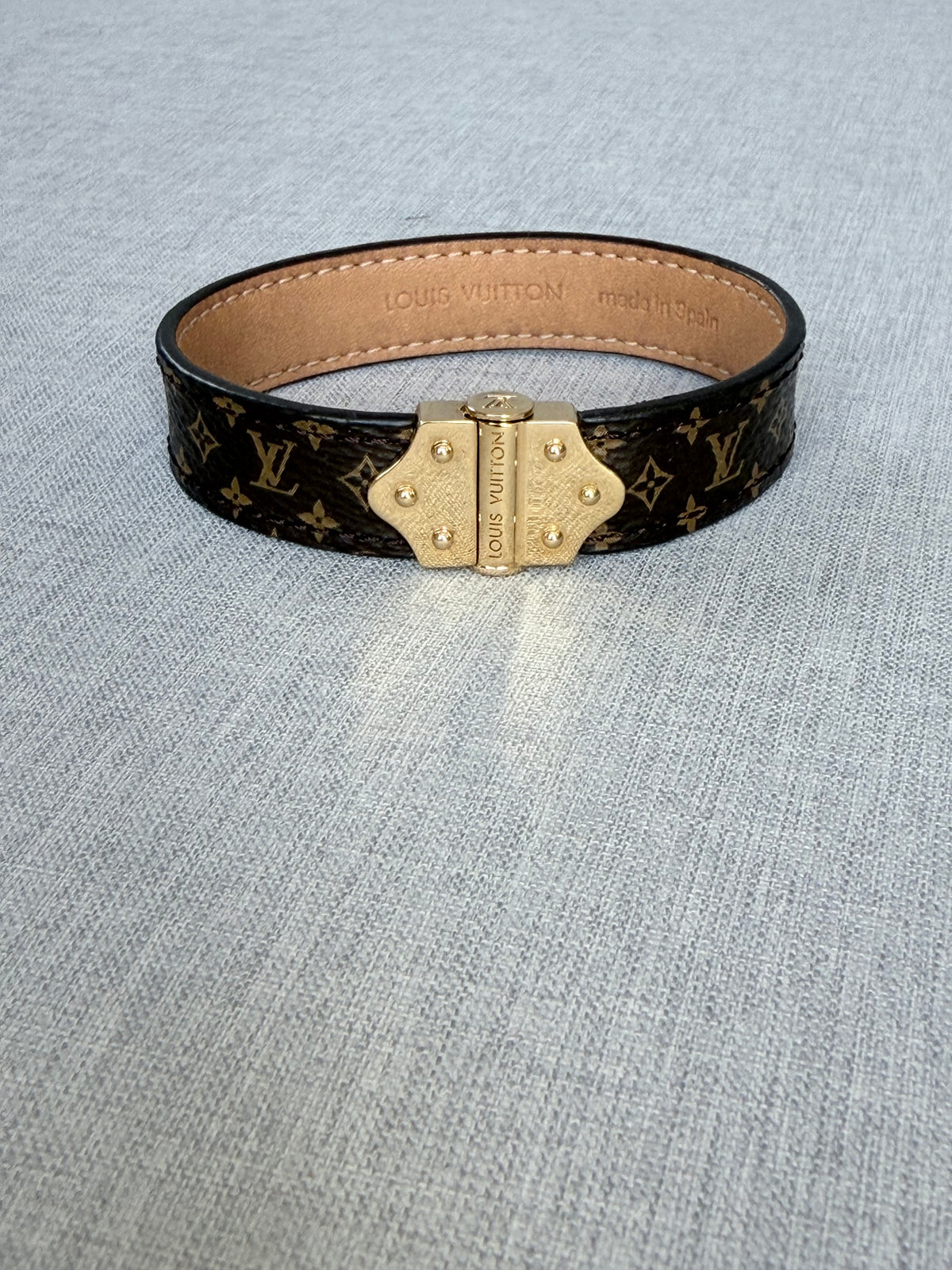 Louis Vuitton Nano Monogram Bracelet – Size 19 – Pre-Owned