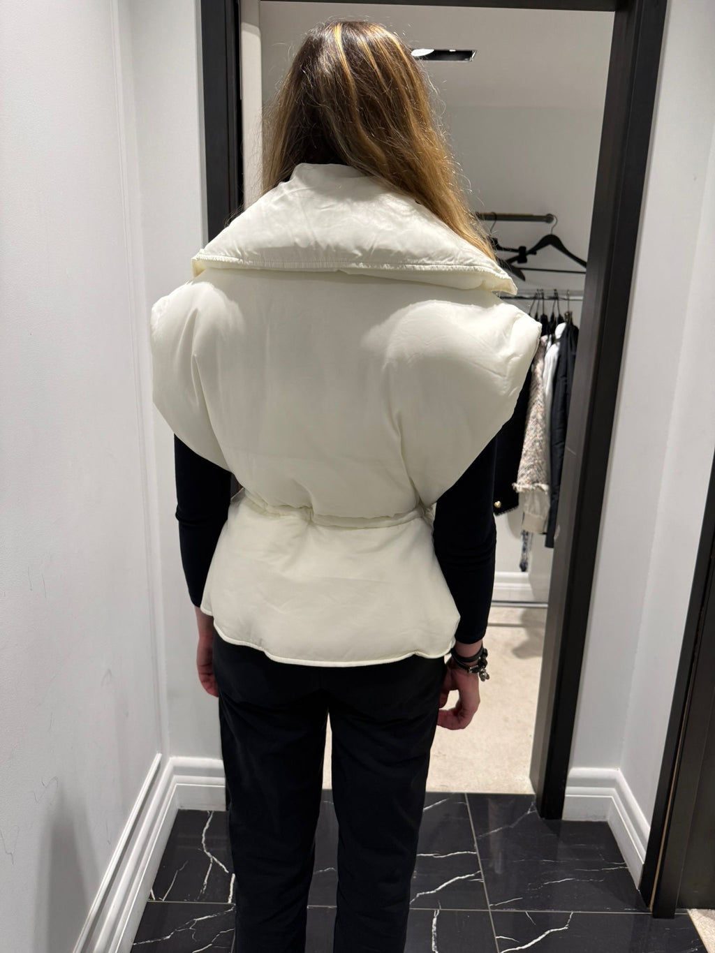 New Alexander McQueen Padded Gilet In White With Crystallised AM Logo