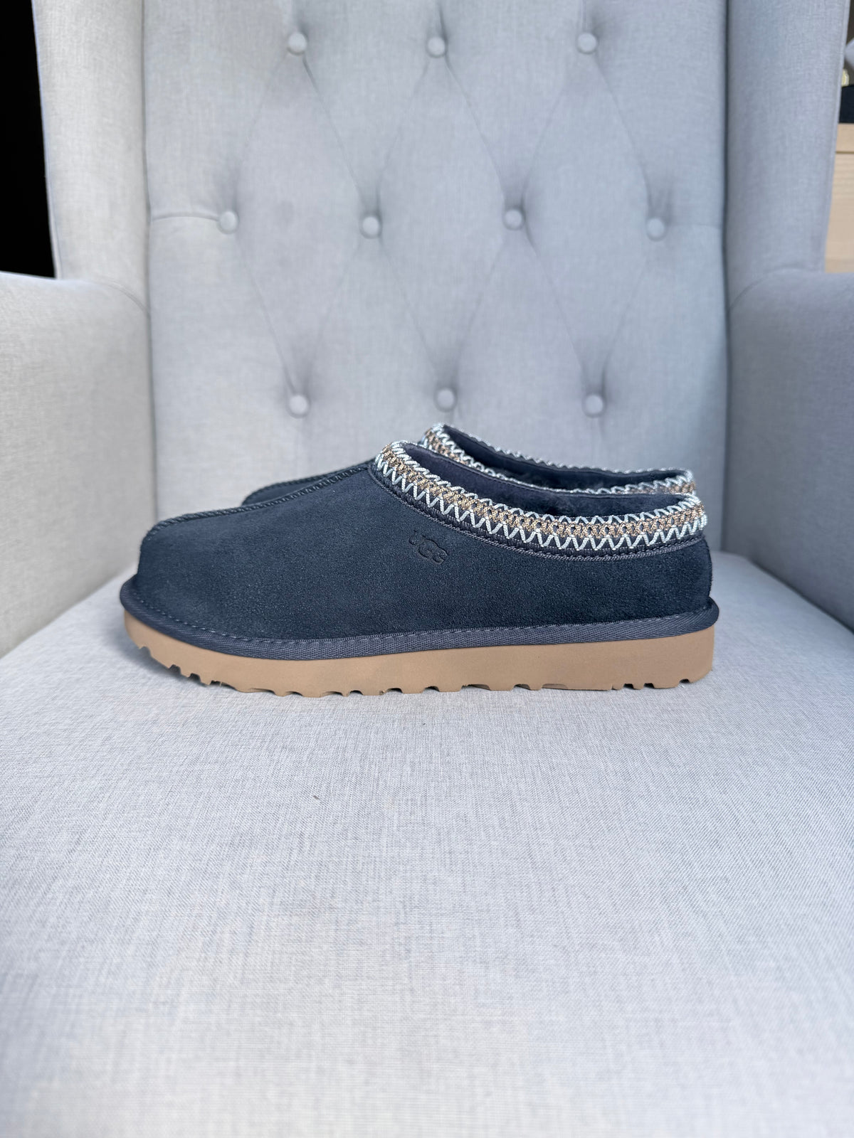 UGG Tasman Slippers – Navy – UK 6 / EU 39 – Brand New in Box