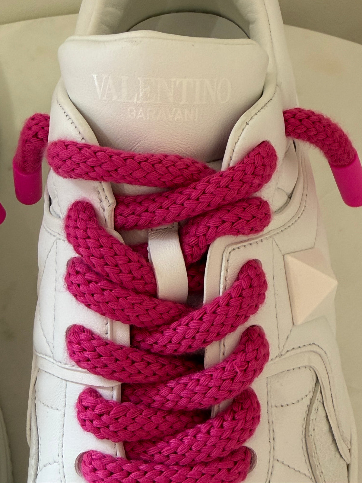 Valentino Garavani White Leather Trainees with Pink Laces - Eu 42