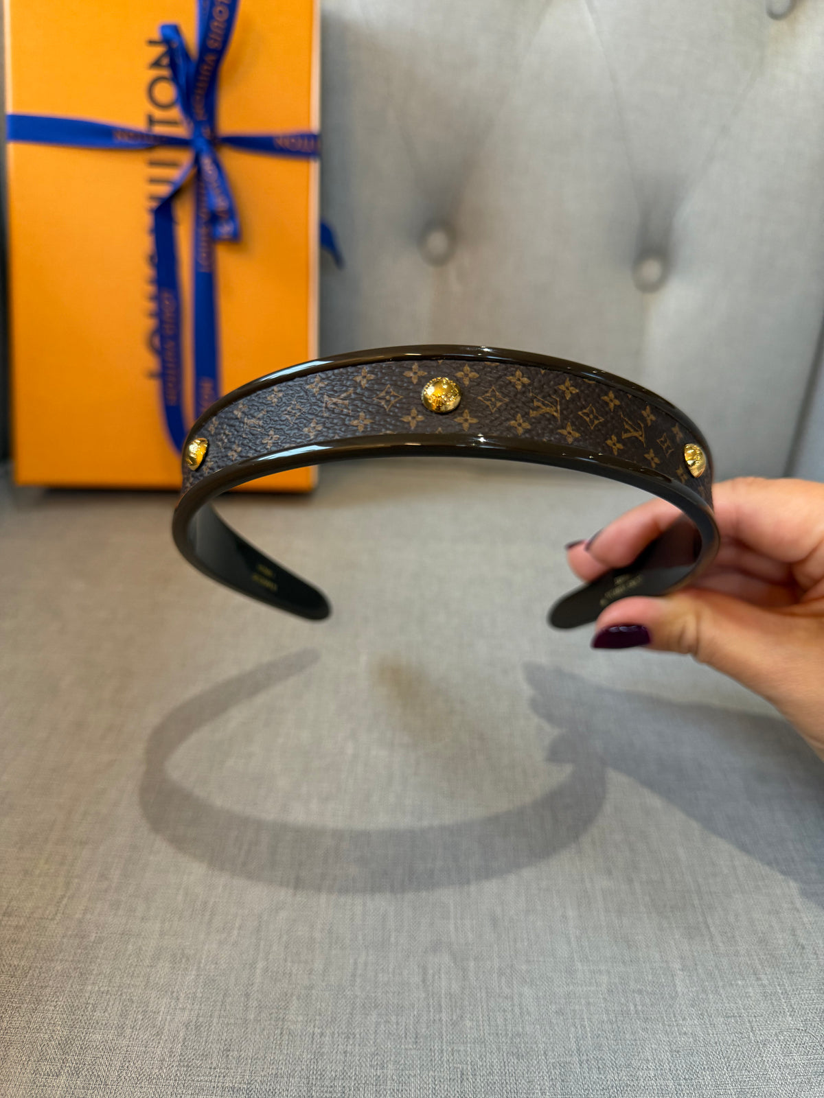 Louis Vuitton MNG Resin Headband – Monogram & Brown – Brand New