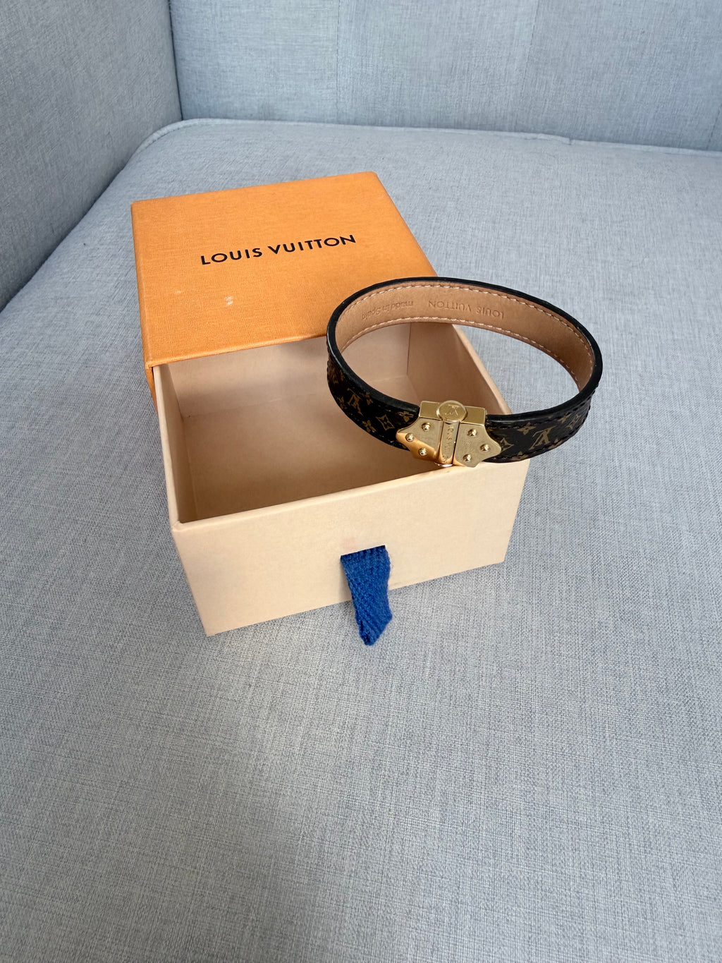 Louis Vuitton Nano Monogram Bracelet – Size 19 – Pre-Owned