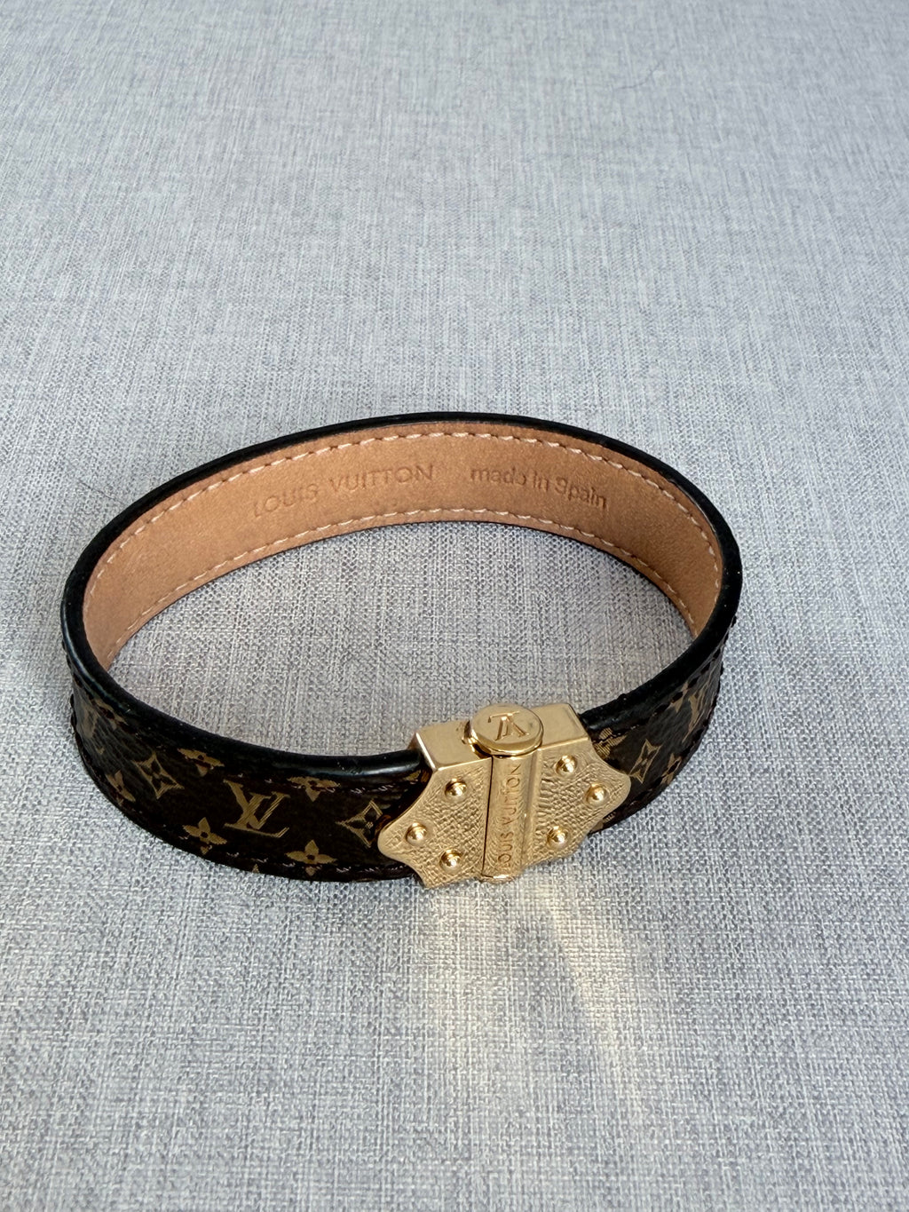 Louis Vuitton Nano Monogram Bracelet – Size 19 – Pre-Owned