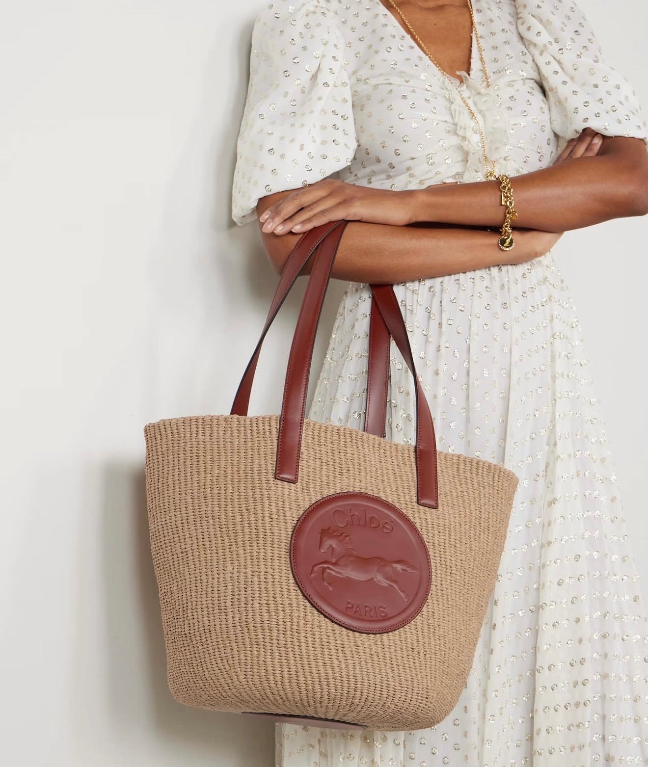Chloe horse medal basket bag in tan