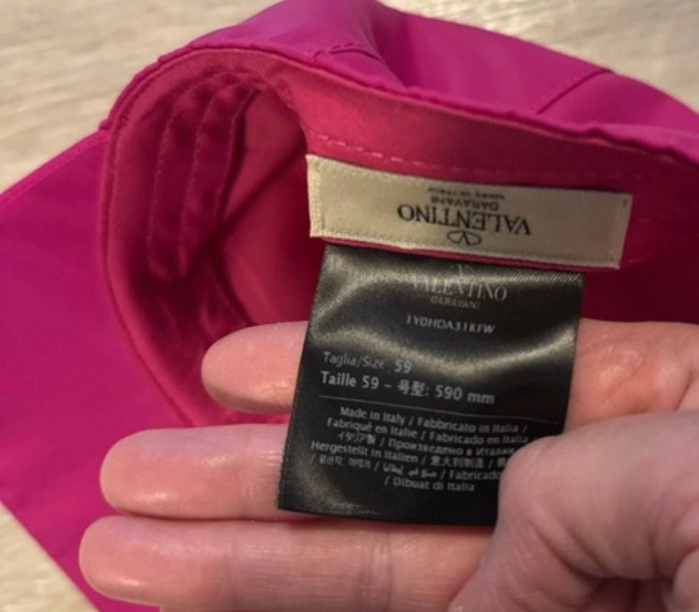 Valentino Garavani women’s Pink Nylon cap