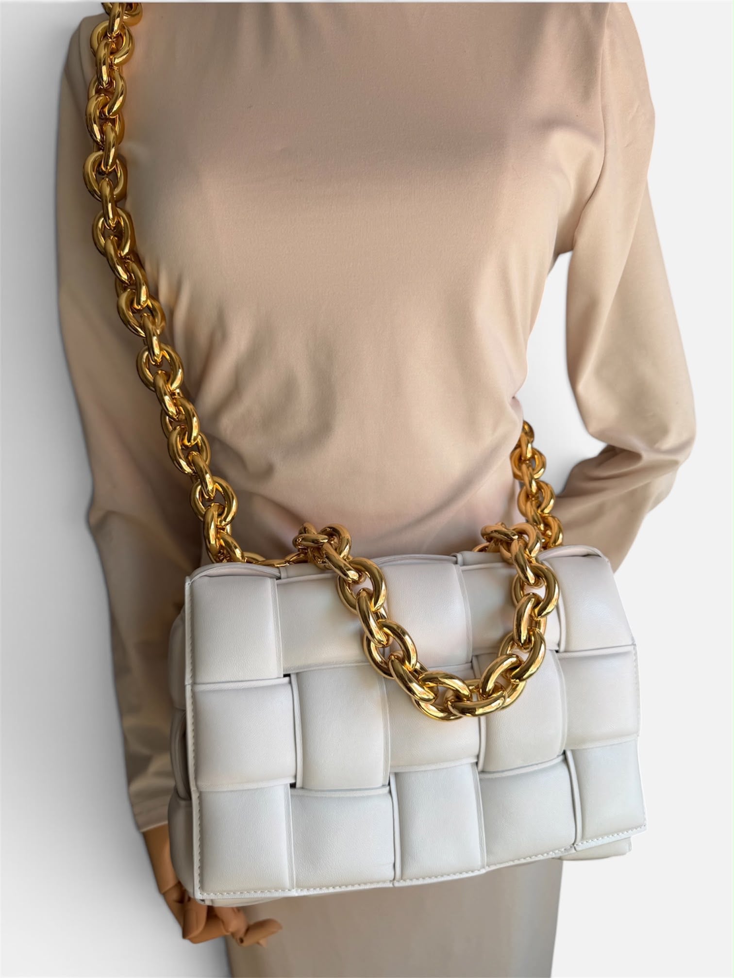 Bottega Veneta The Chain Cassette Crossbody Bag – White