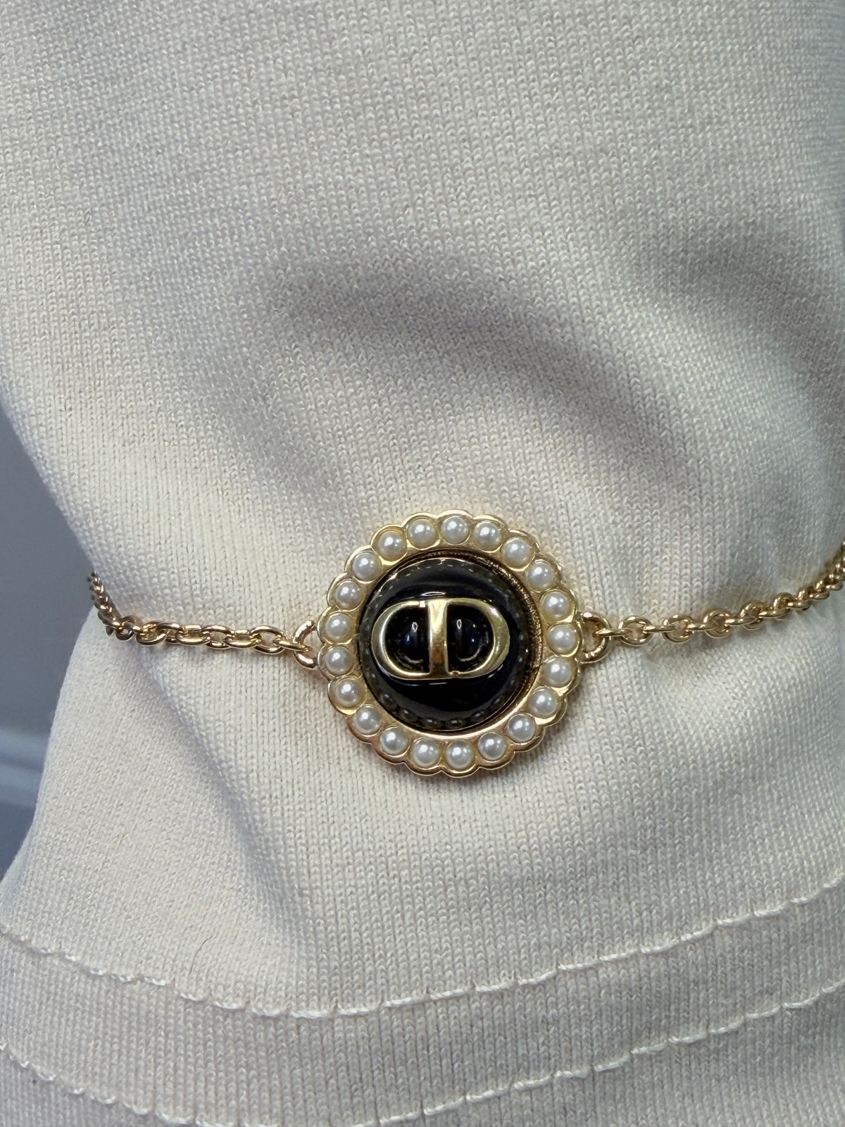 Christian Dior CD Medallion Bracelet – Gold-Tone with Black & Pearl-Effect Detail – Brand New with Tags