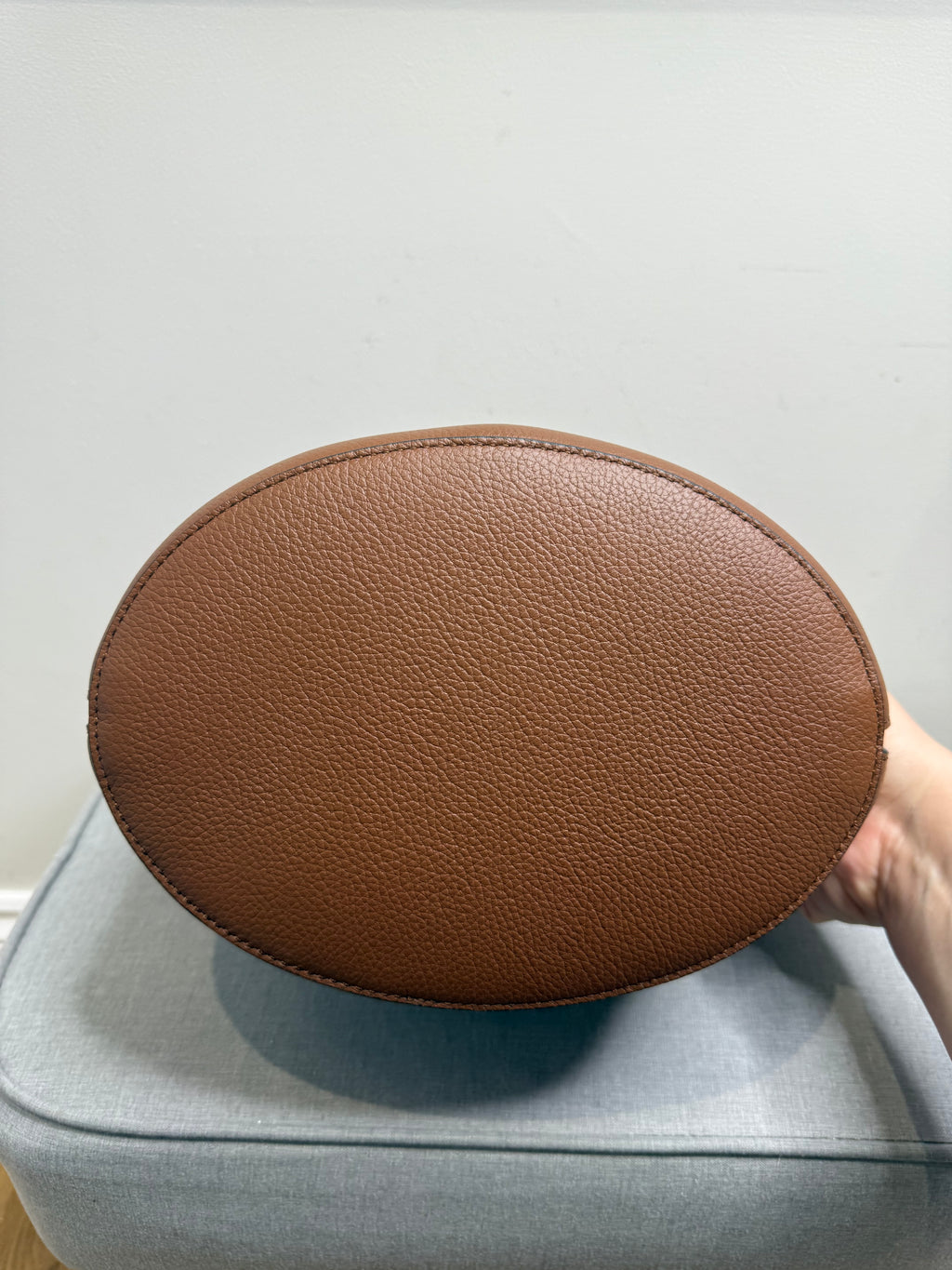 New Mulberry Abbey Natural Grain Leather Bucket Bag In Oak