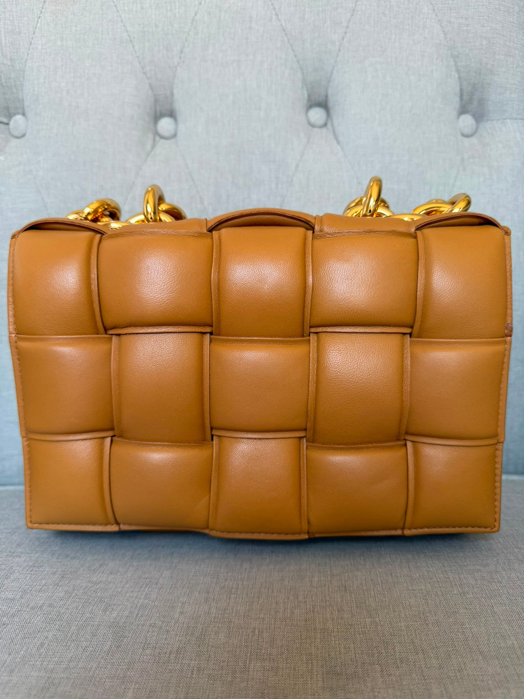 Bottega Veneta The Chain Cassette Crossbody Bag – Camel Brown