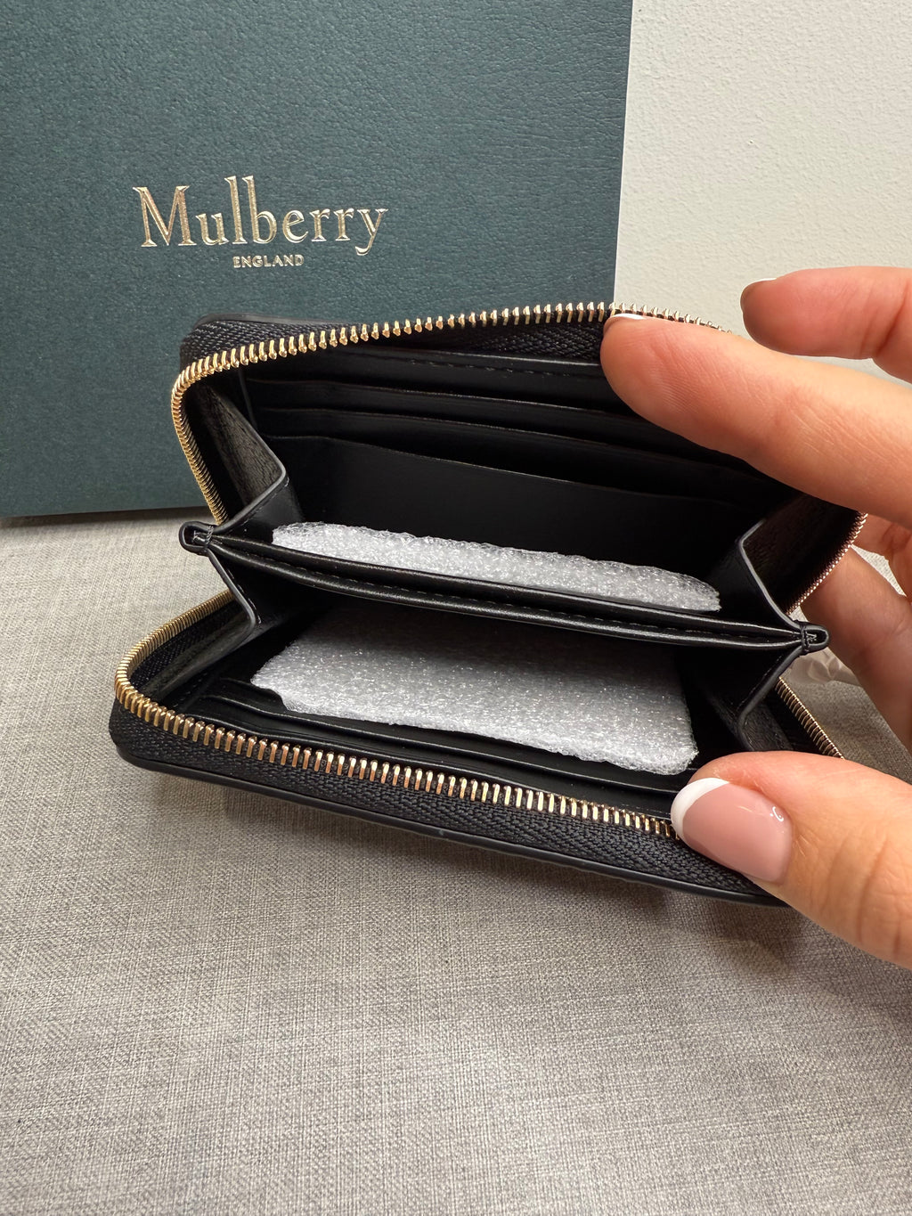 Mulberry Zip Around Tree Plaque Zip Around Wallet In Black Leather - New With Box
