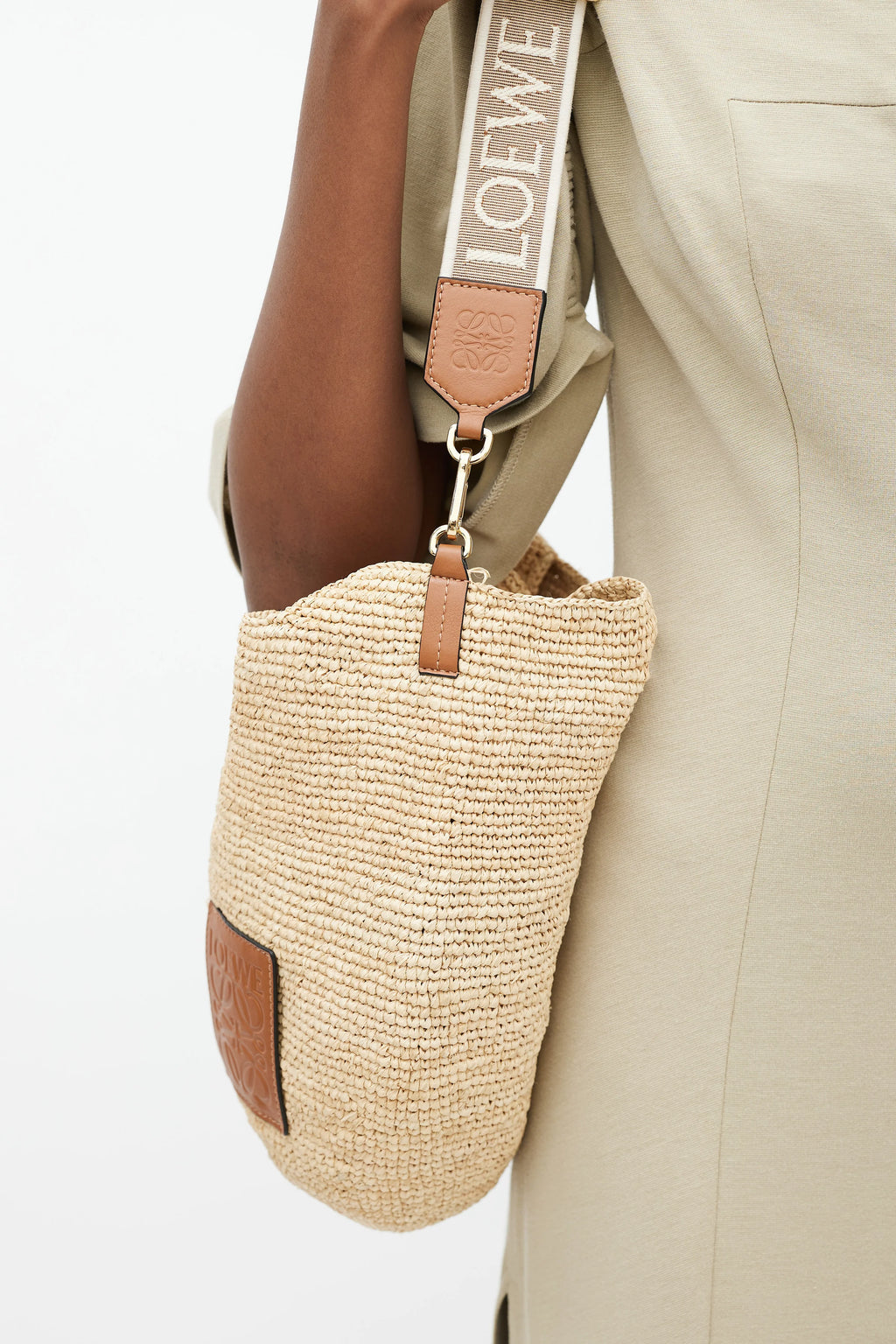 Loewe mini slit raffia beach summer bag