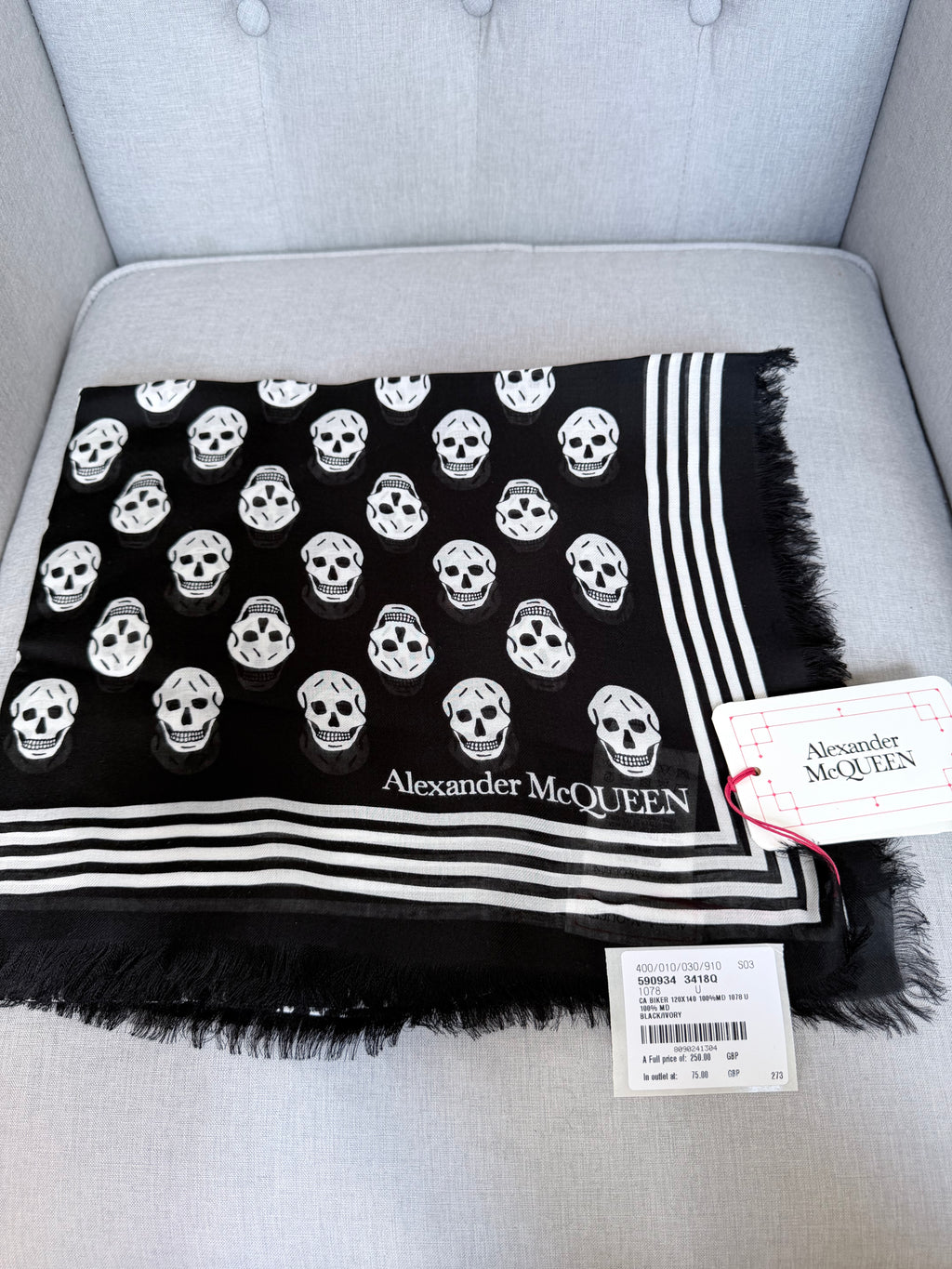Alexander McQueen Modal Biker Skull Scarf – Black & Ivory – Brand New with Tags