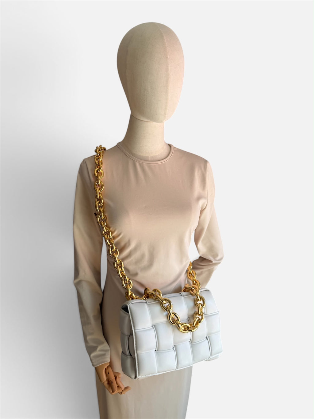 Bottega Veneta The Chain Cassette Crossbody Bag – White