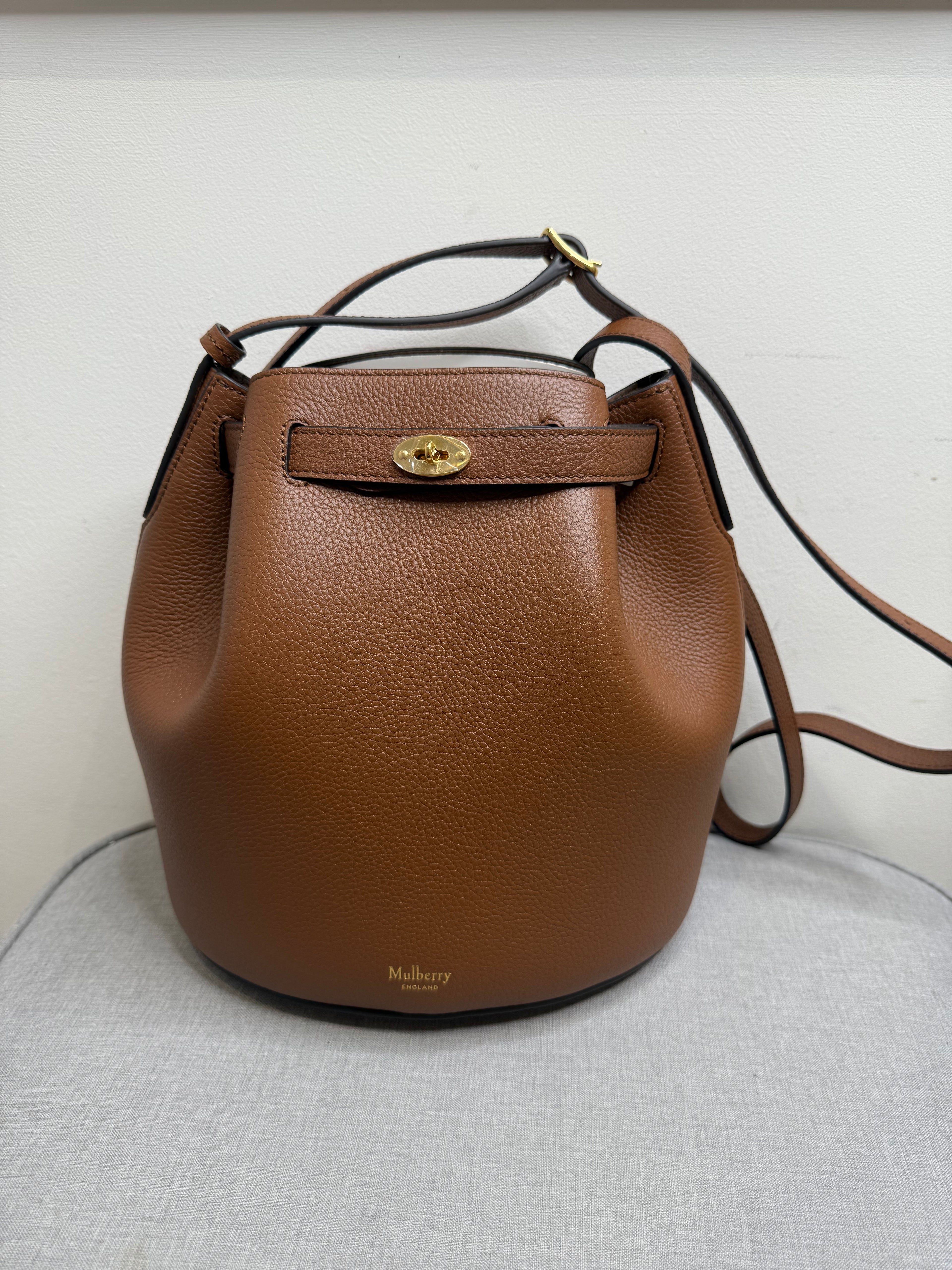 New Mulberry Abbey Natural Grain Leather Bucket Bag In Oak