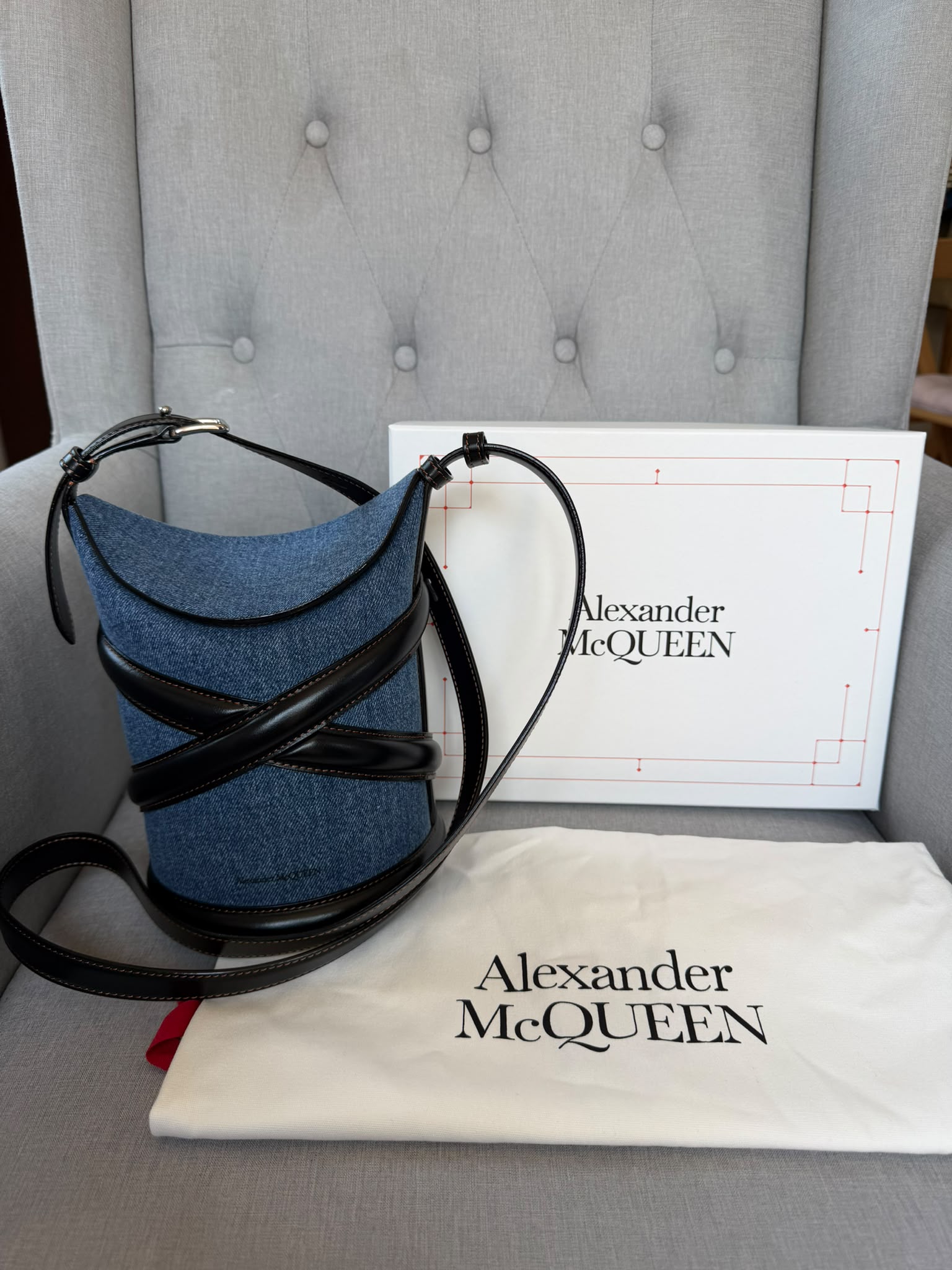 Alexander McQueen Small 'The Curve' Denim & Leather Bucket Bag – RRP £1250