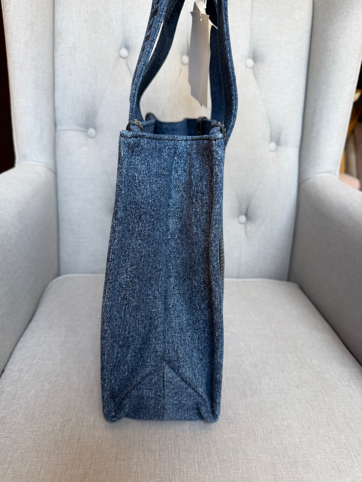 Chloé Medium Woody Denim Tote Bag – Blue & Black – Brand New with Tags