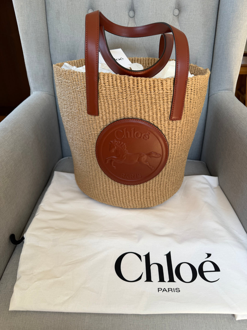 Chloe horse medal large basket bag in sepia brown