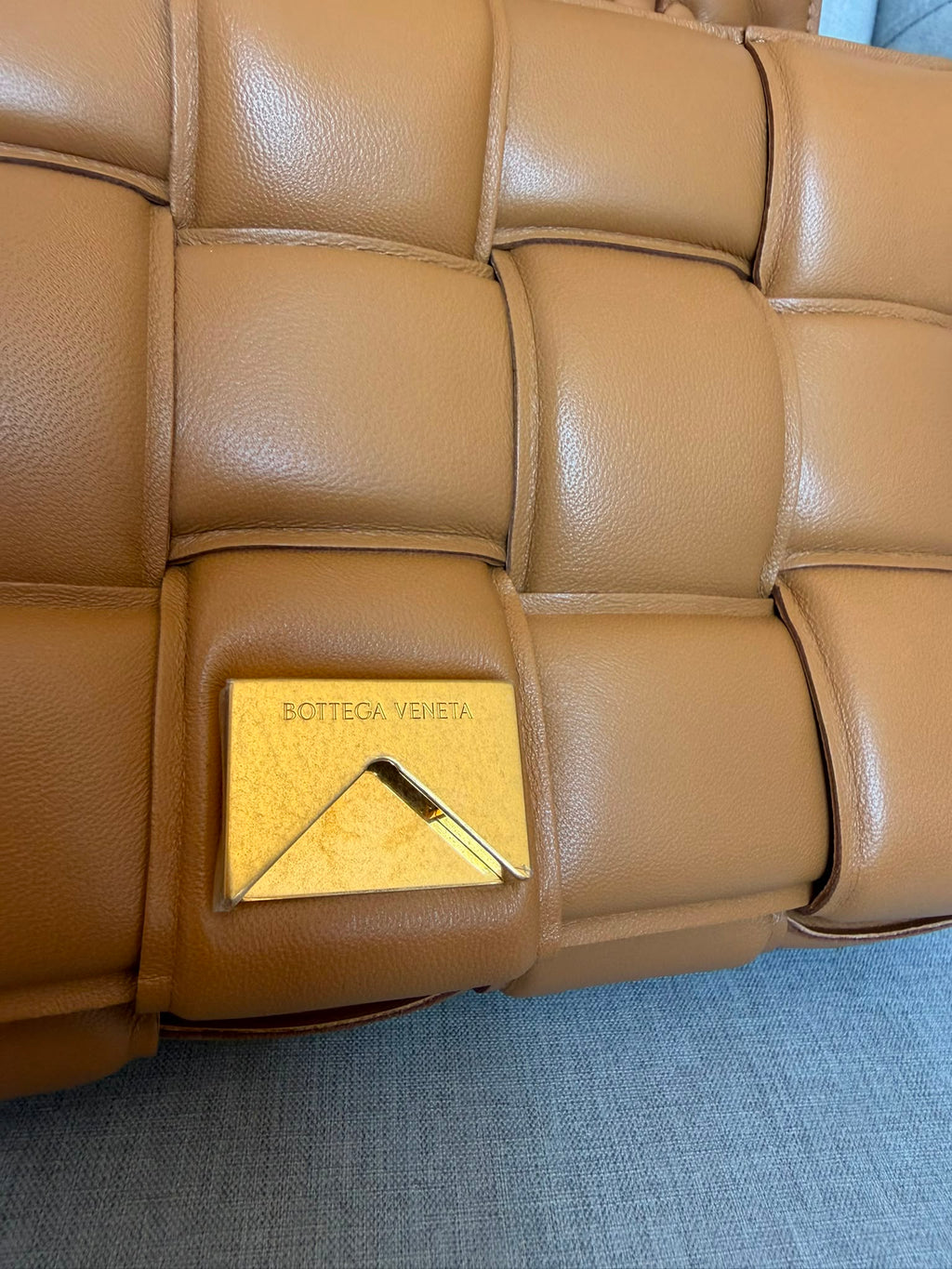 Bottega Veneta The Chain Cassette Crossbody Bag – Camel Brown