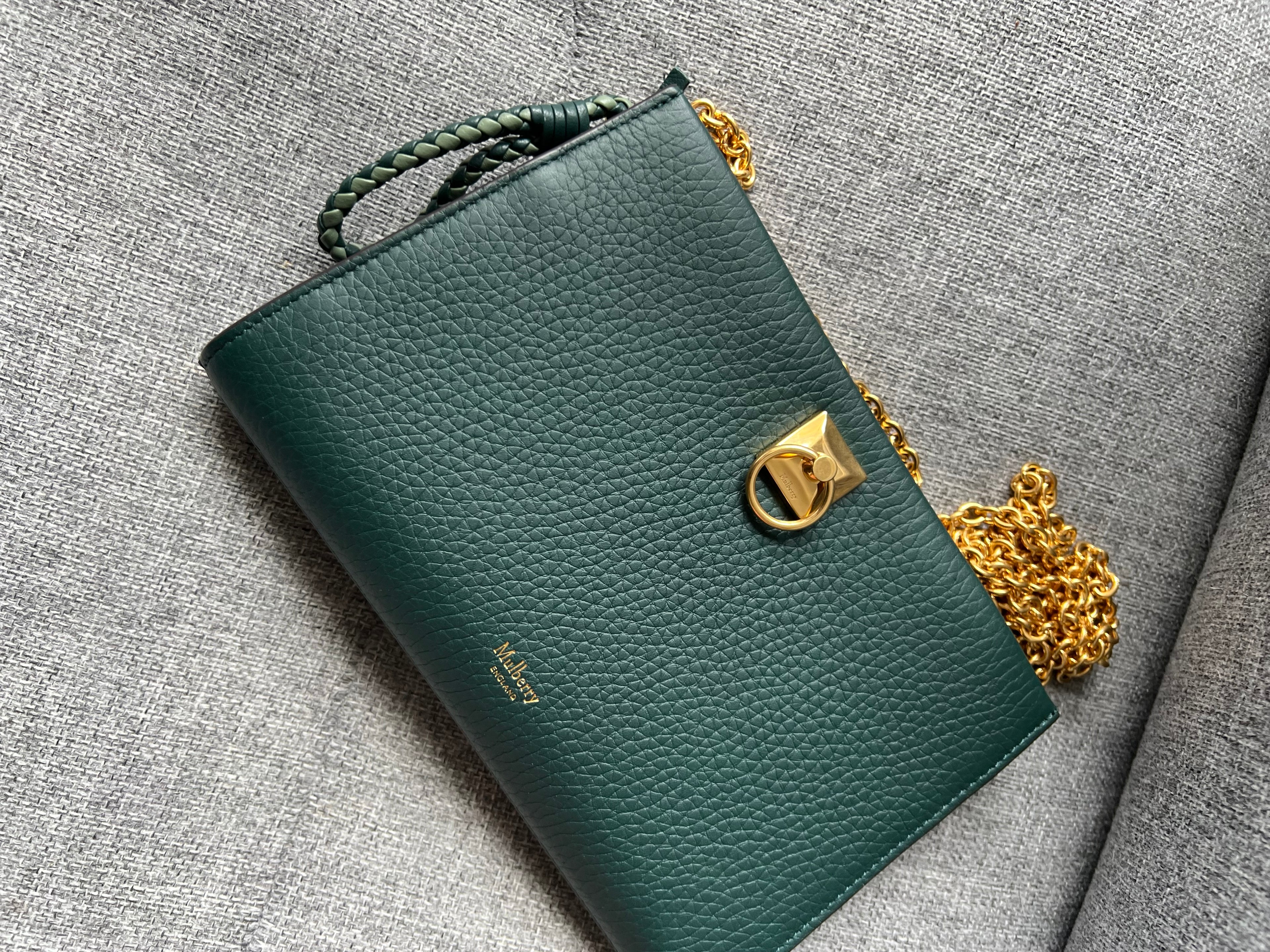 New Mulberry Iris Wallet On Chain Bag In Mulberry Green with Matching Zip Pull