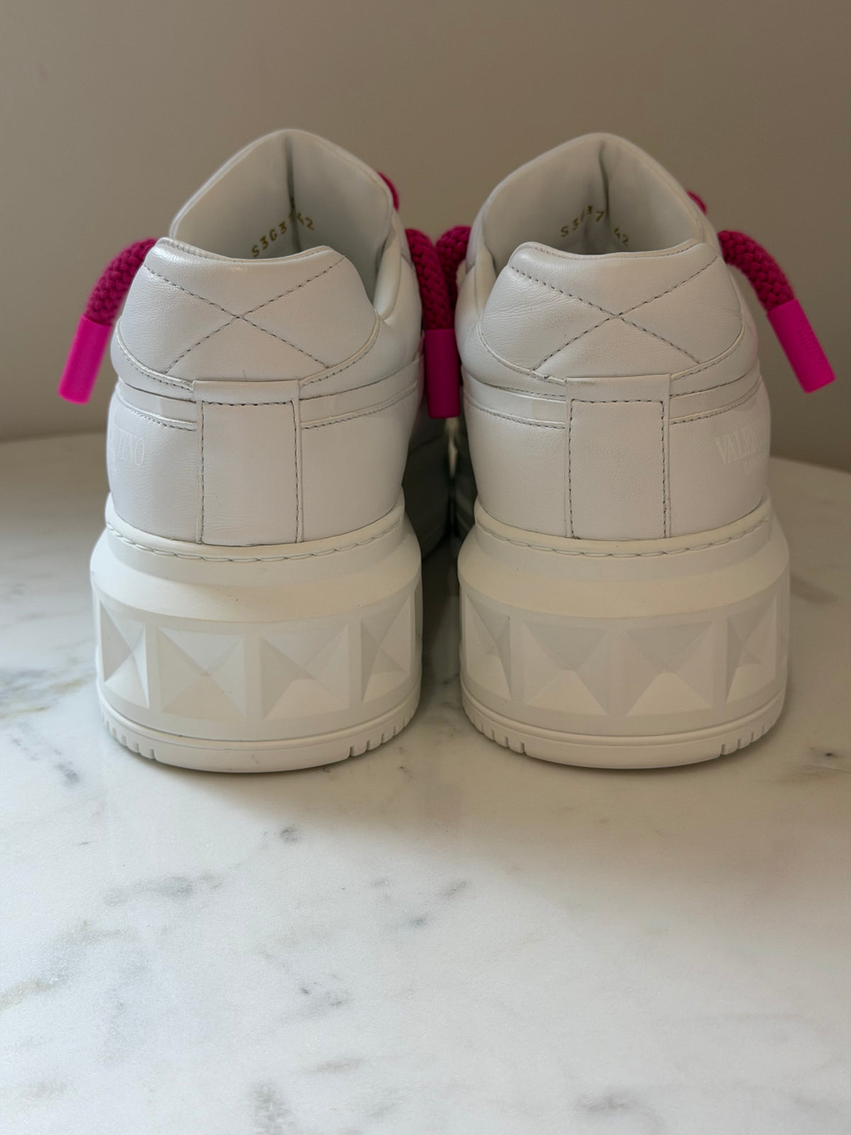 Valentino Garavani White Leather Trainees with Pink Laces - Eu 42