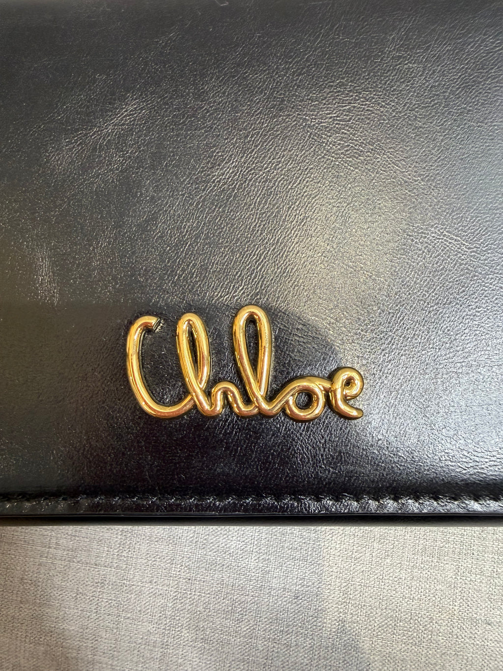 Chloé Iconic Leather Wallet on Chain – Black – Brand New