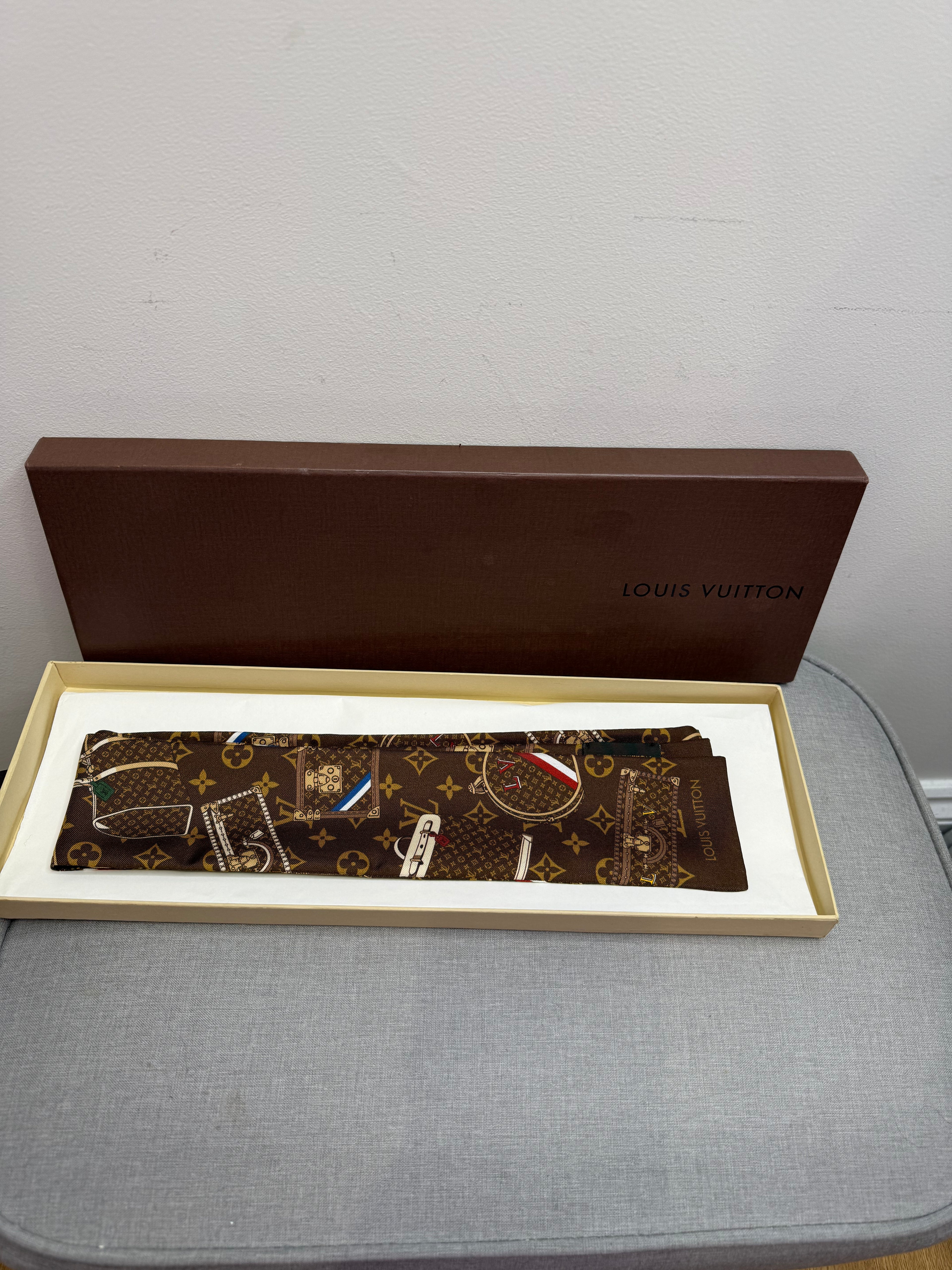 Louis Vuitton Trunks Bandeau Twilly - Brown