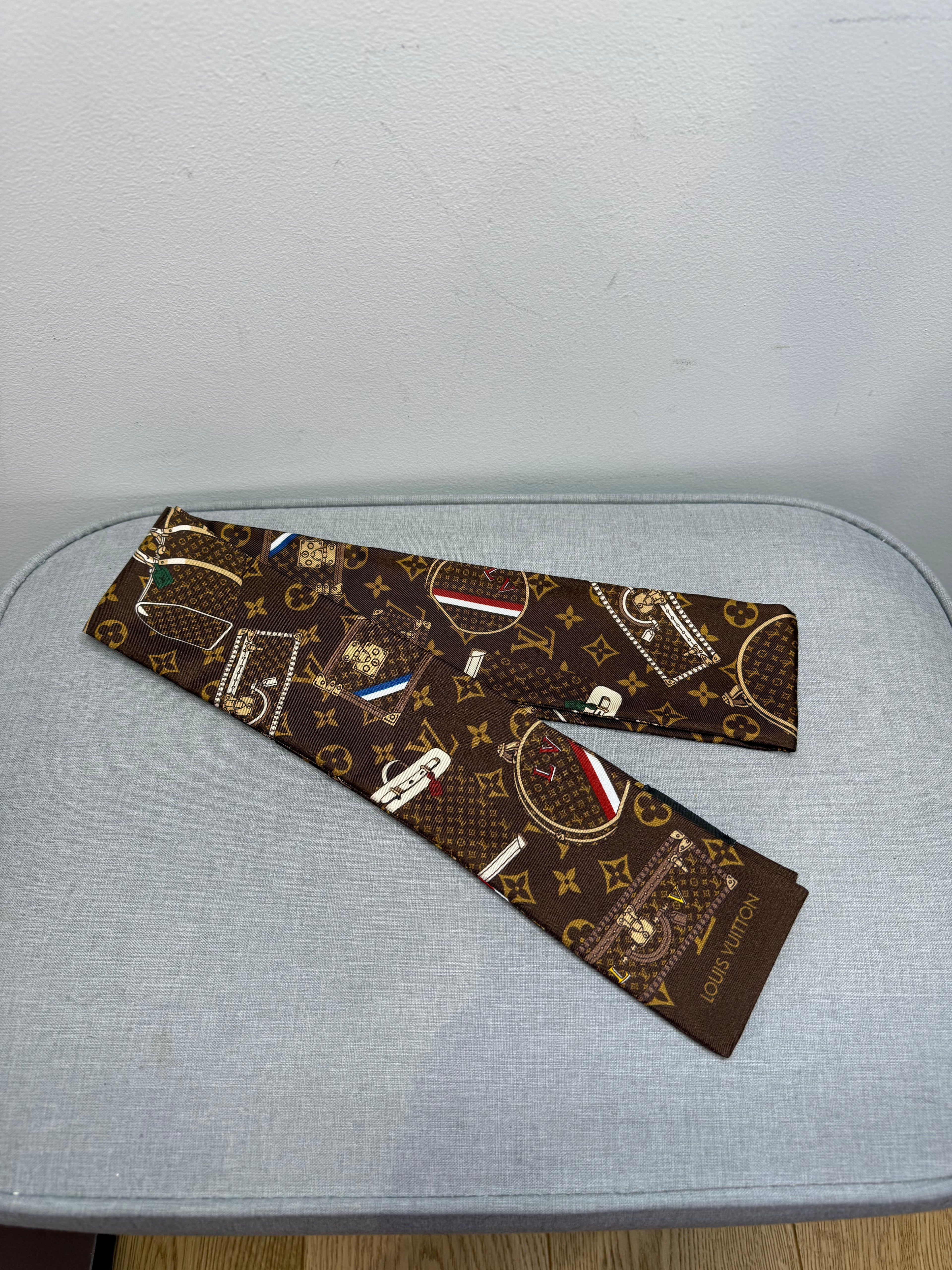 Louis Vuitton Trunks Bandeau Twilly - Brown