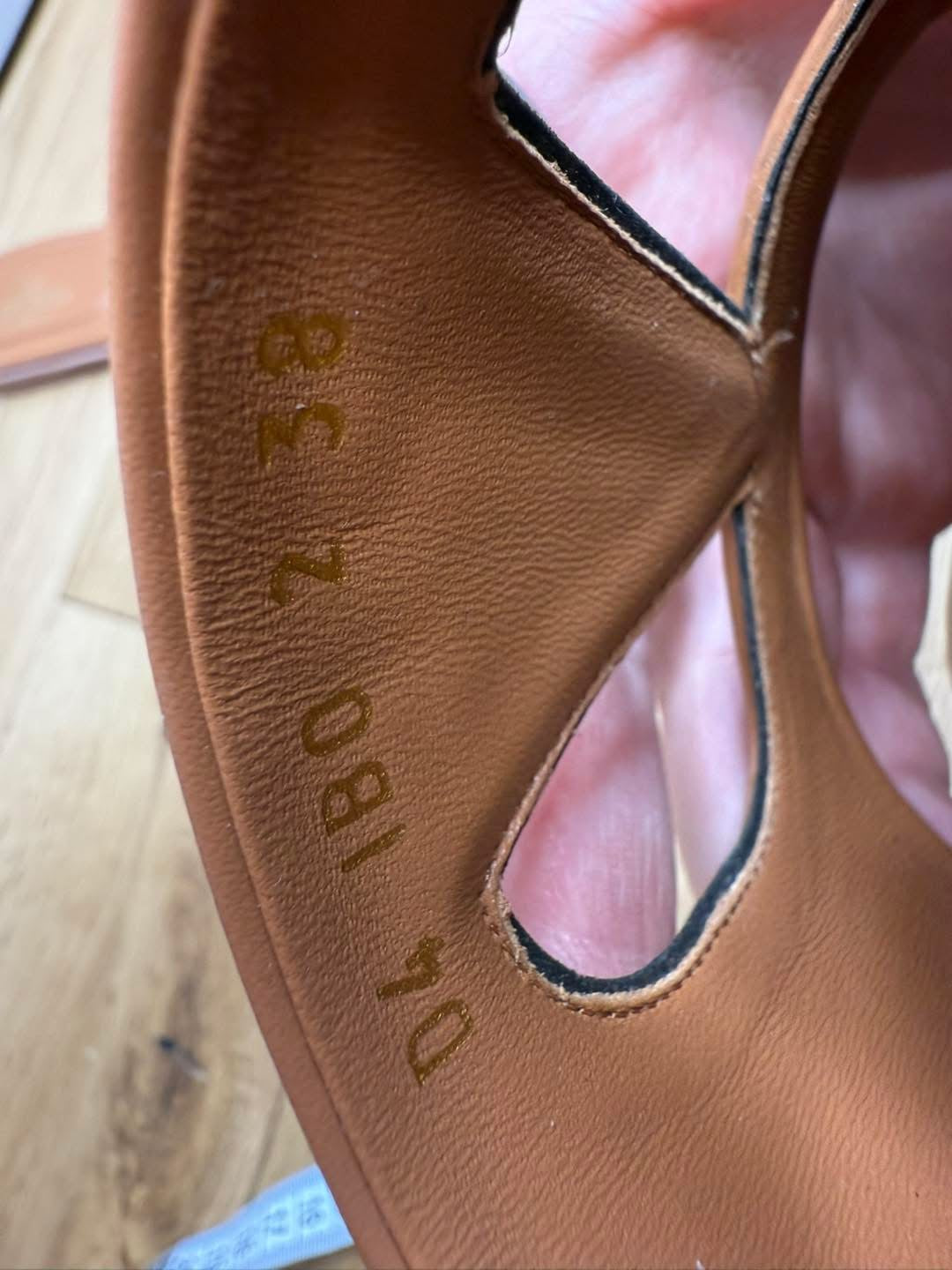 Valentino Garavani - VLogo Cutout Slides