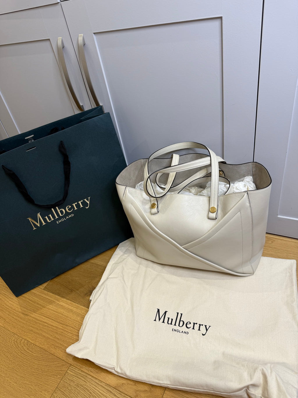 New Mulberry M Zipped Leather Tote Bag in Chalk