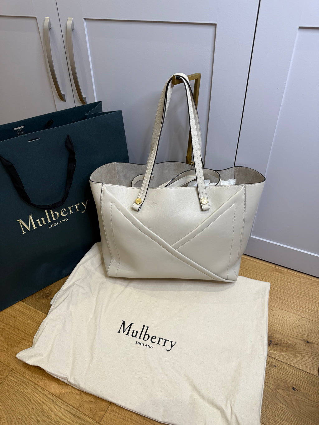New Mulberry M Zipped Leather Tote Bag in Chalk