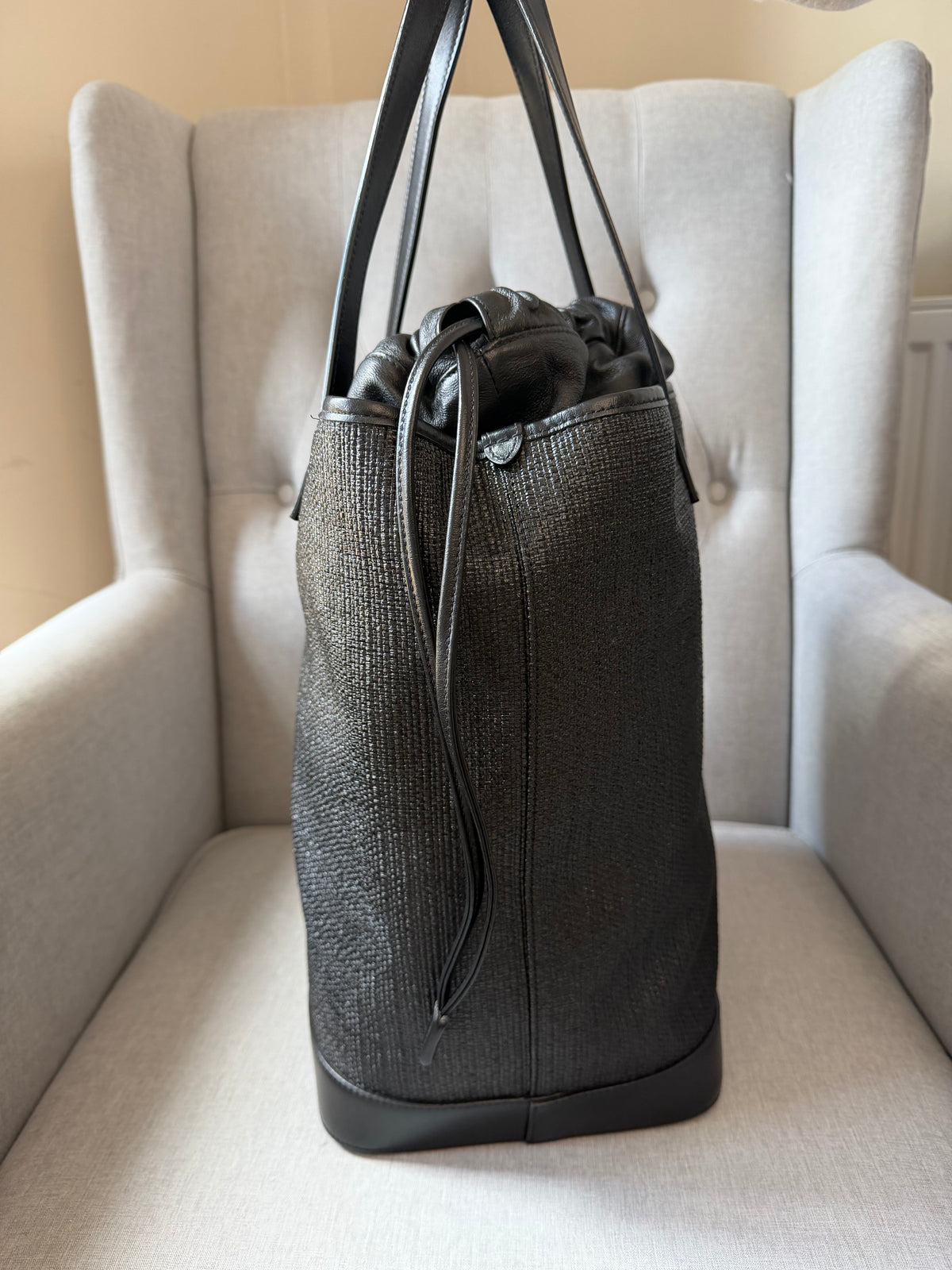 Saint Laurent Teddy Bucket Bag – Black – Very Good Pre-Owned Condition