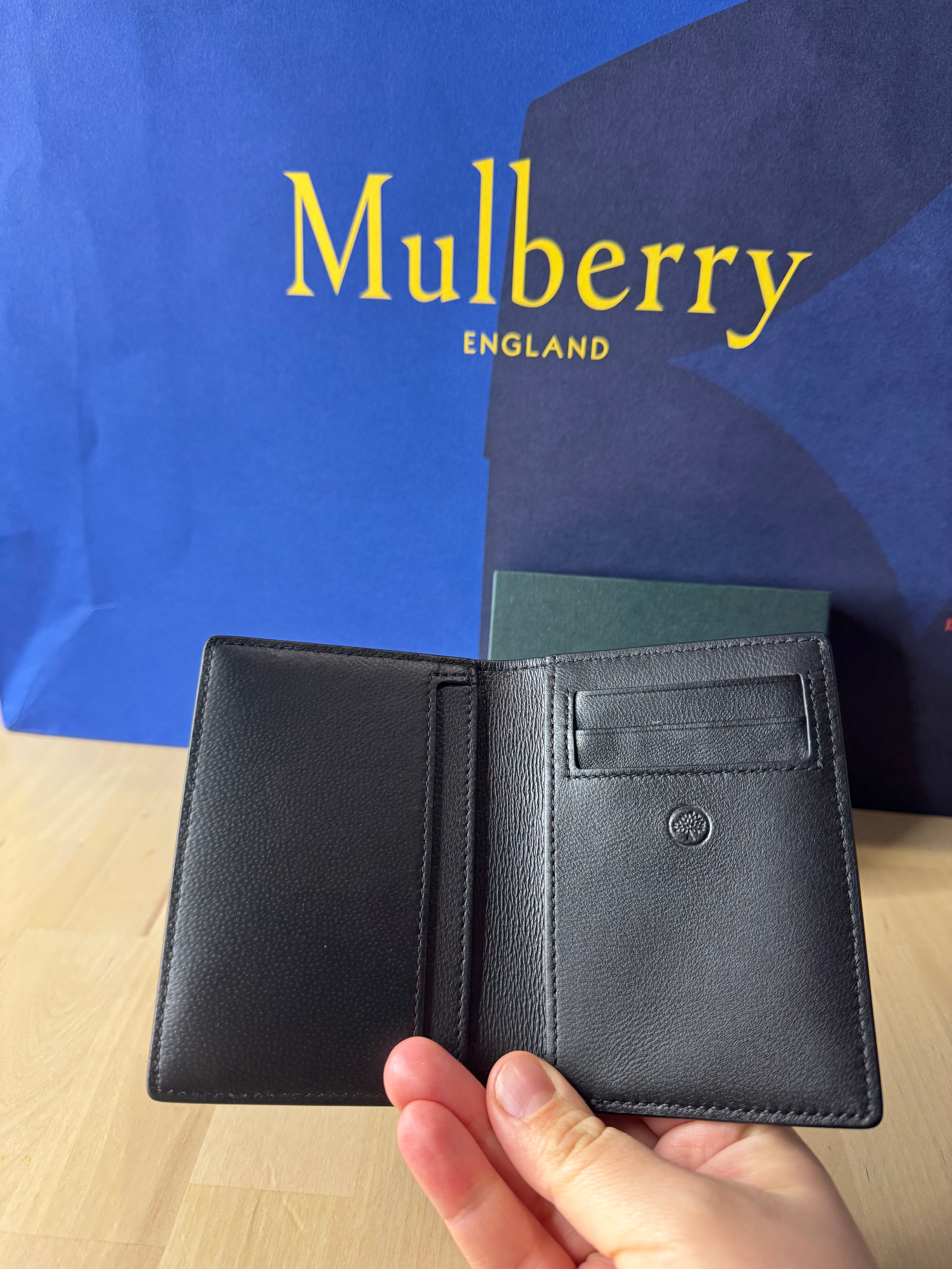 New Mulberry Mens Plaque Card Holder Wallet in Uniform colour