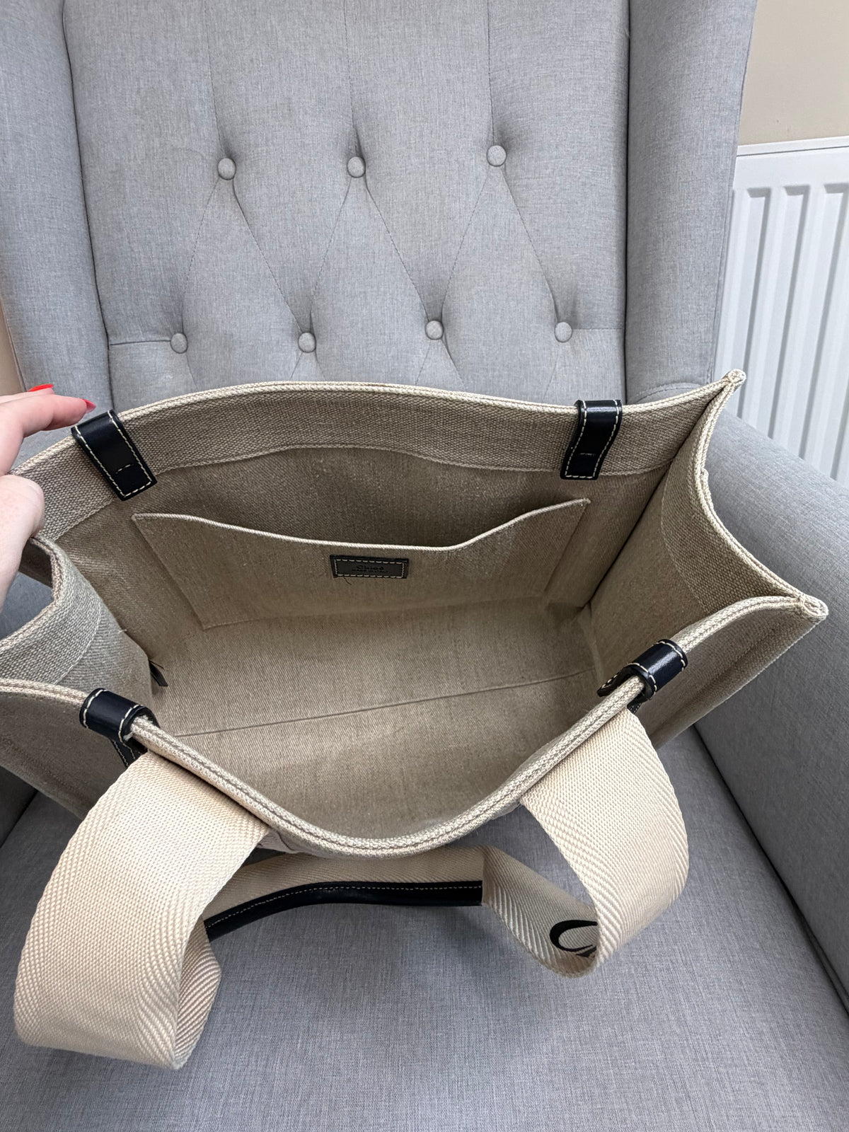 Chloé Woody Tote Bag – Neutral Canvas and Black Leather Trim – Very Good Pre-Owned Condition
