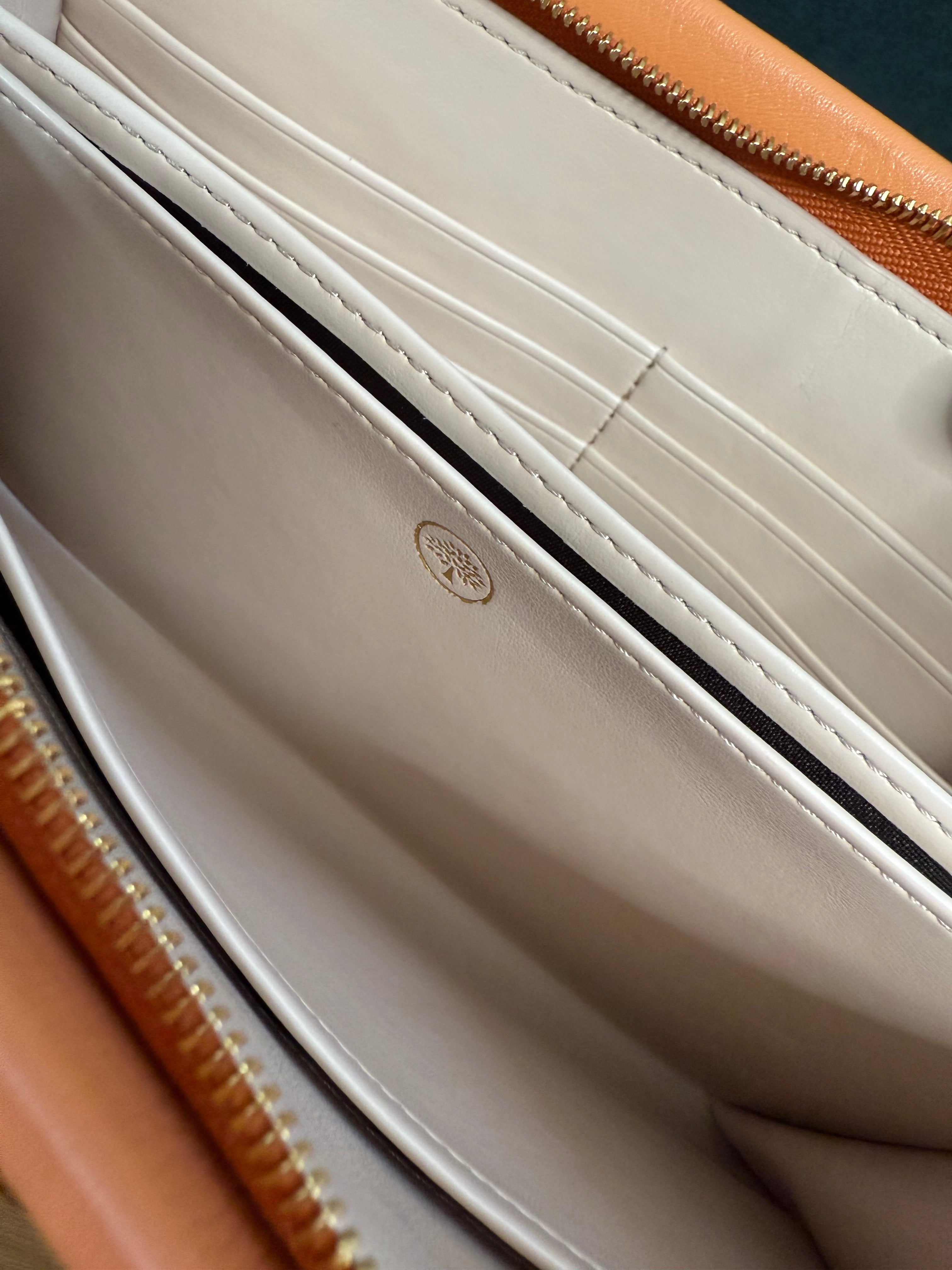 New Mulberry Iris Wallet On Chain Bag In Apricot Colour with Matching Zip Pull