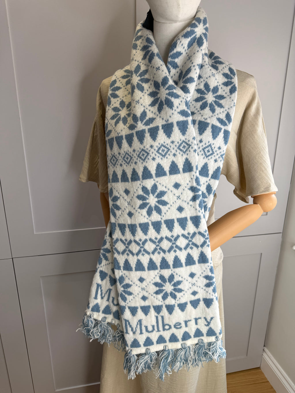 Mulberry Fairisle Beanie and Knitted Scarf Set in Poplin Blue and Ecru