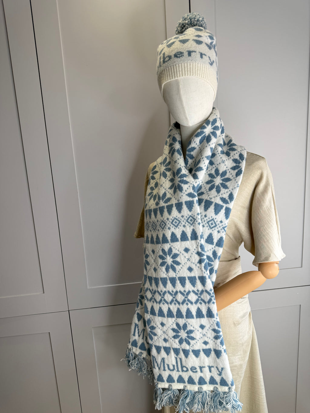 Mulberry Fairisle Beanie and Knitted Scarf Set in Poplin Blue and Ecru