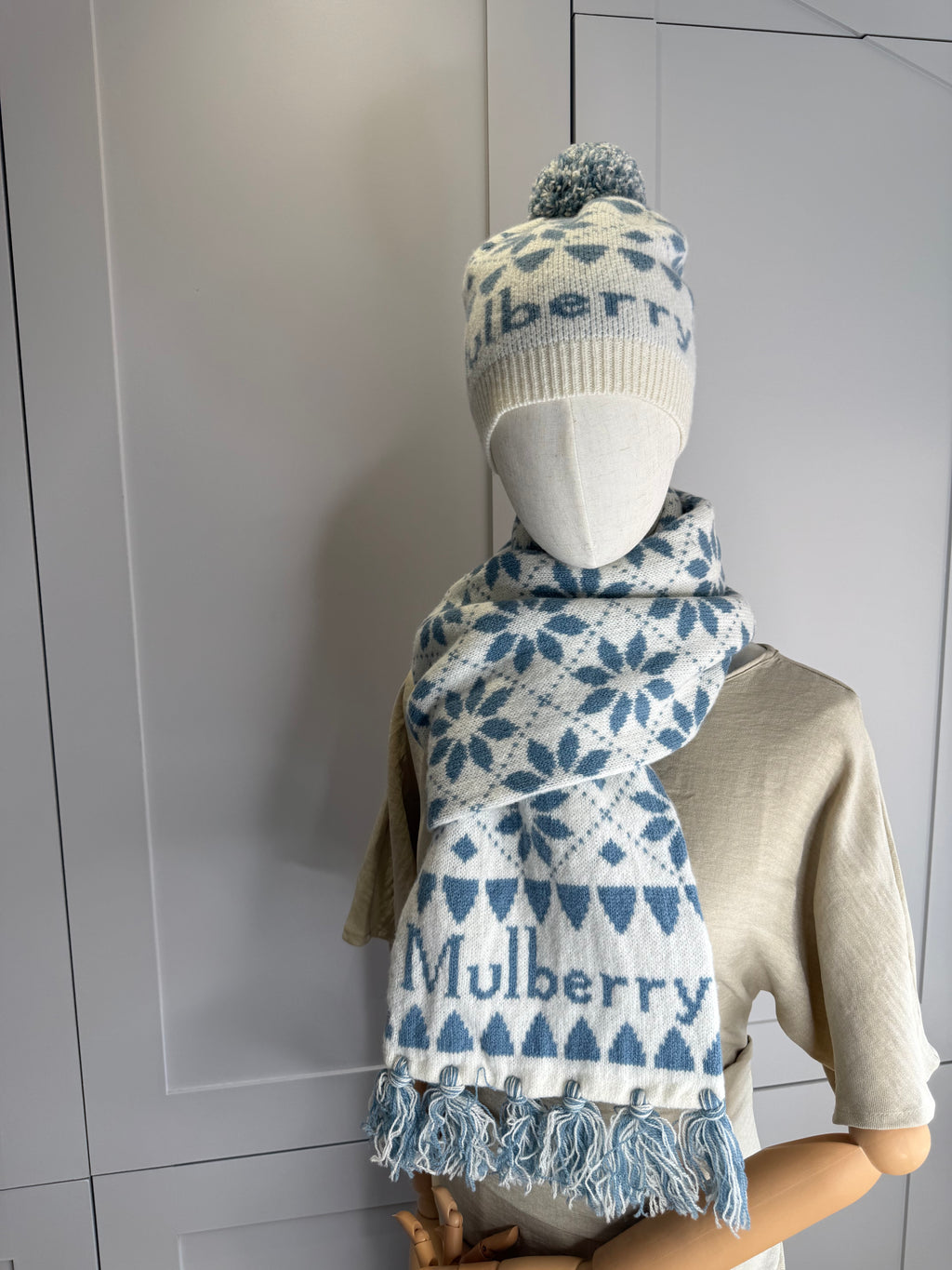 Mulberry Fairisle Beanie and Knitted Scarf Set in Poplin Blue and Ecru