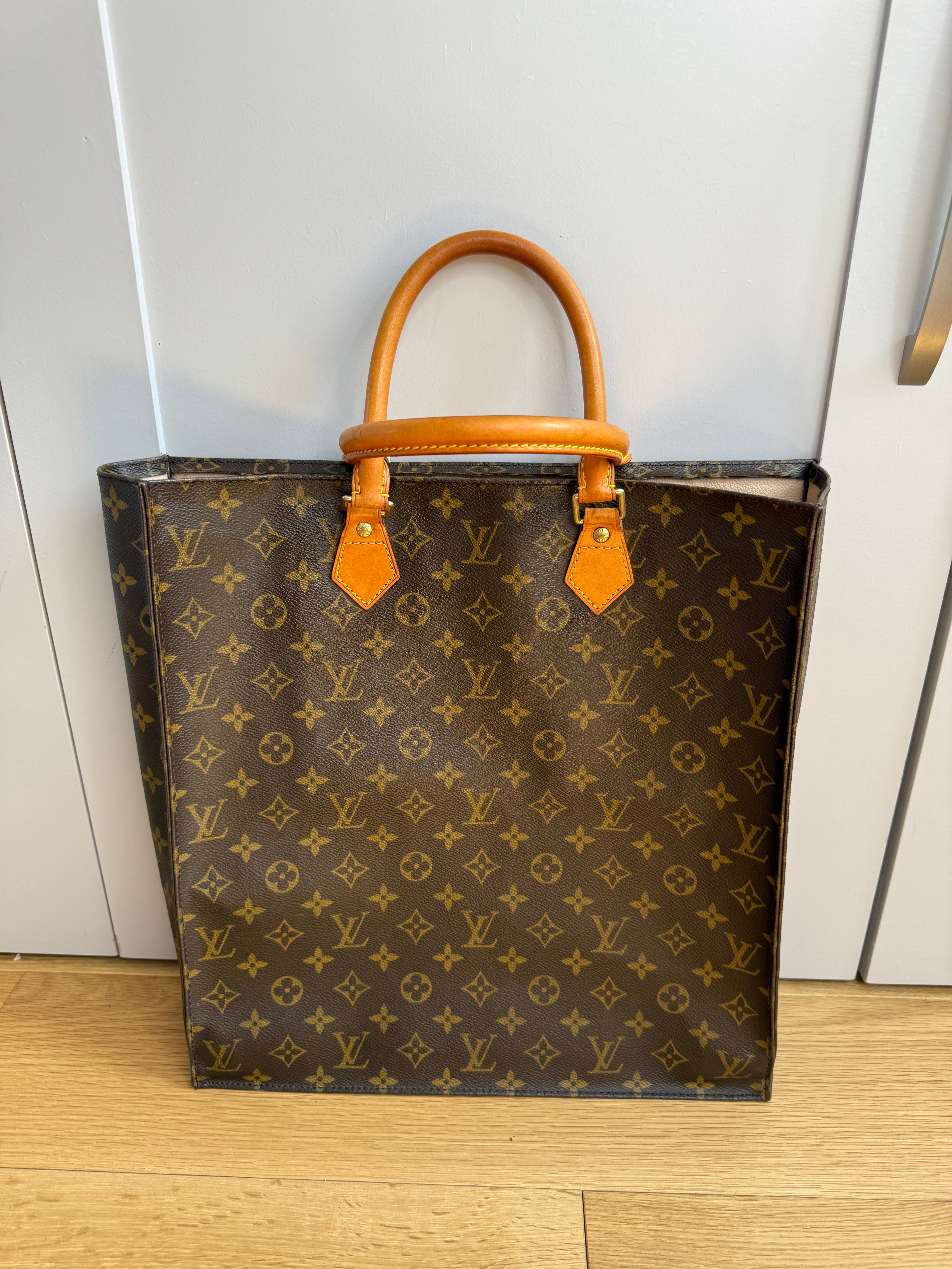 Pre-Loved Vintage Louis Vuitton Sac Plat Tote Bag  in Monogram Canvas