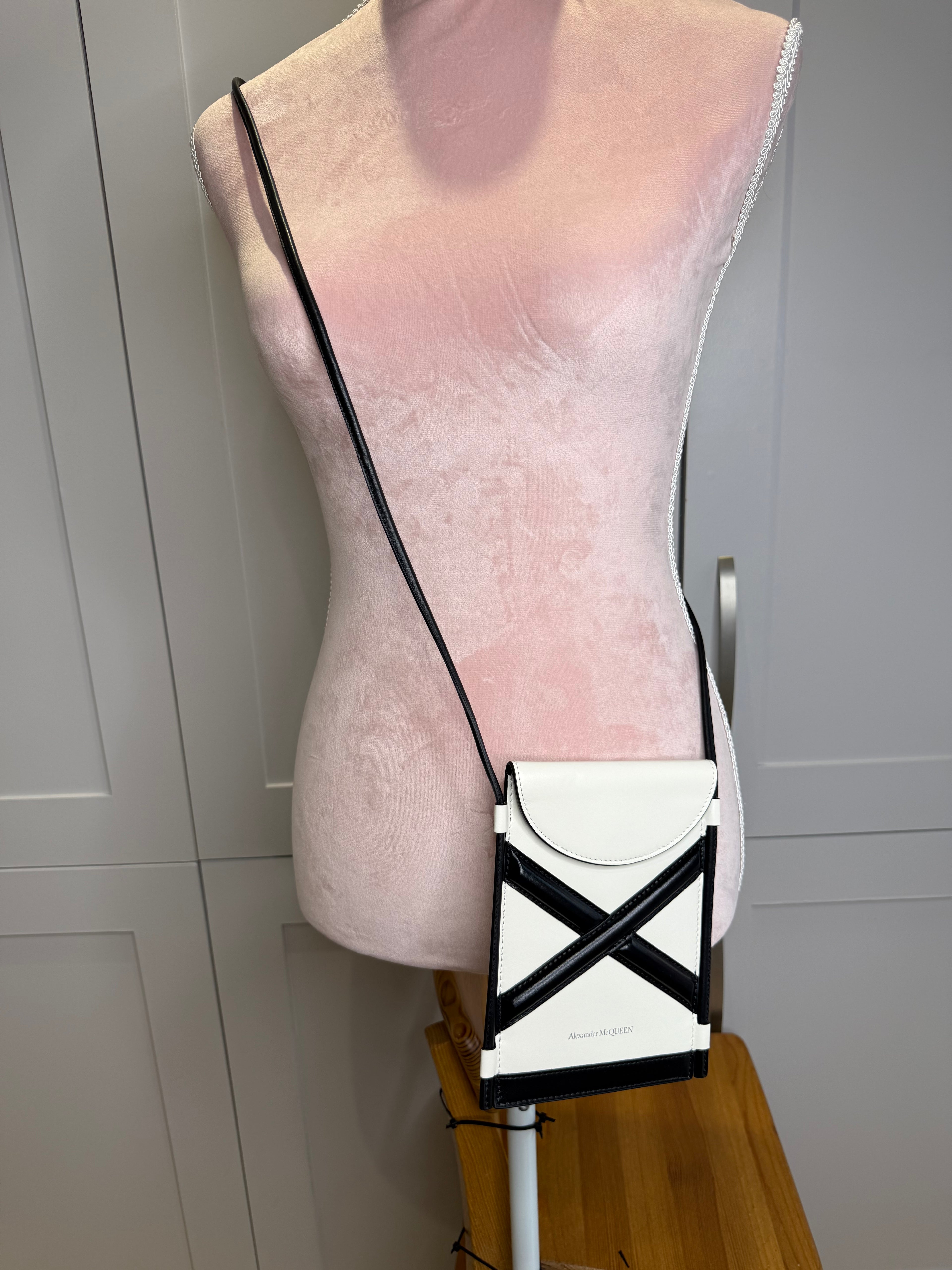 Alexander McQueen The Curve Micro Crossbody Phone Pouch Bag