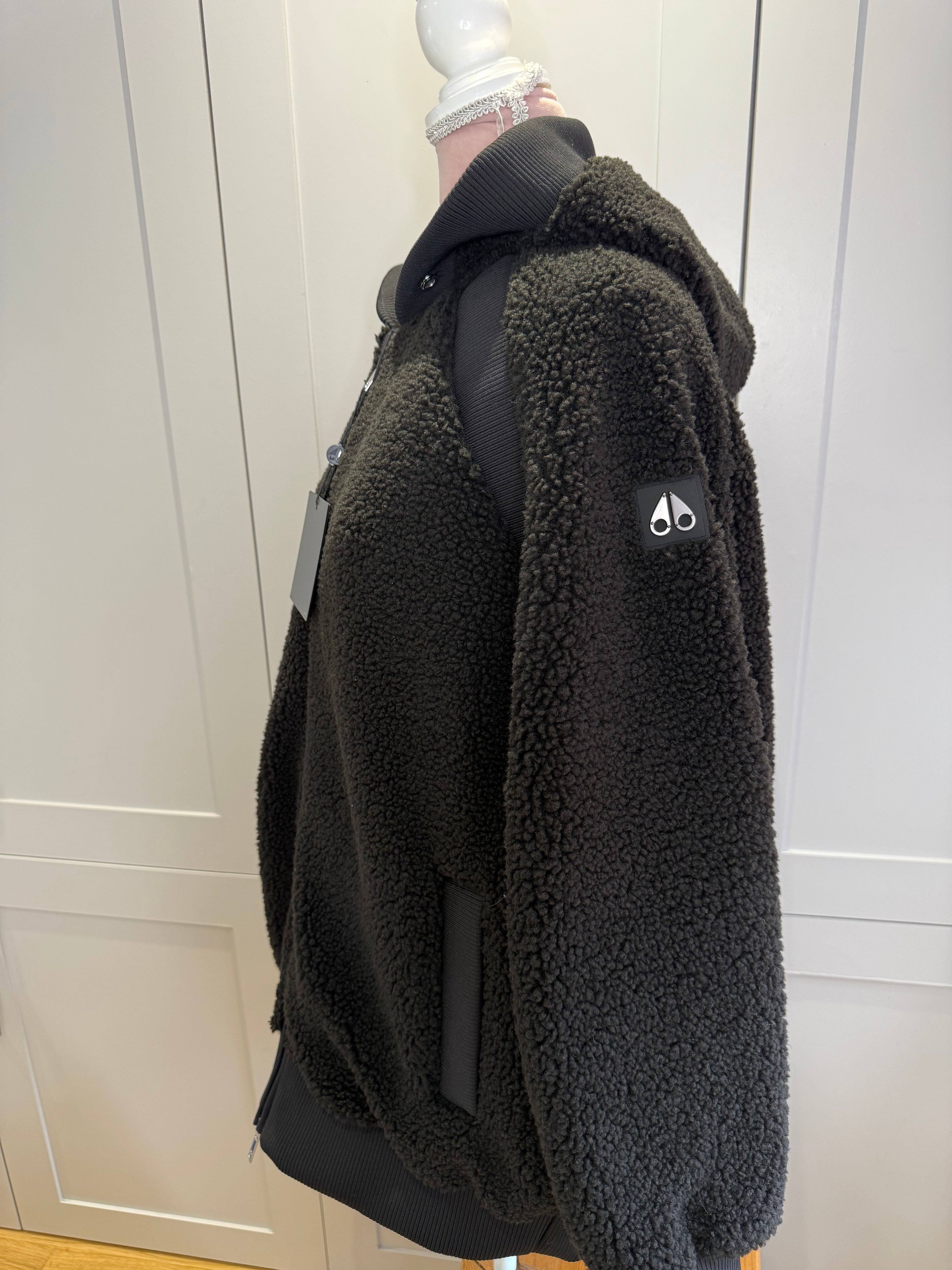 New Moose Knuckles Holland Sherpa Hoodie Jacket in Black
