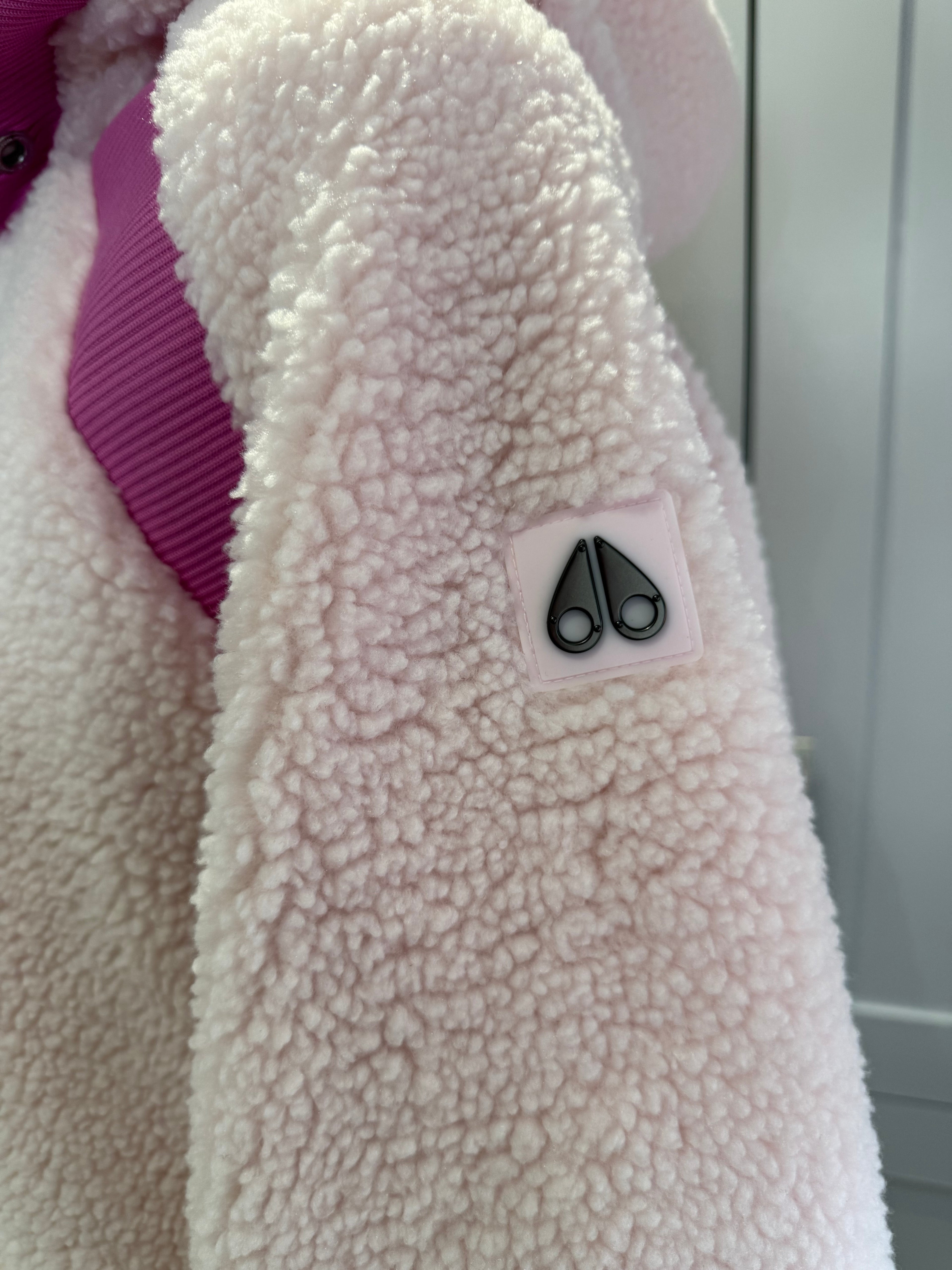 New Moose Knuckles Holland Sherpa Hoodie Jacket in Pink