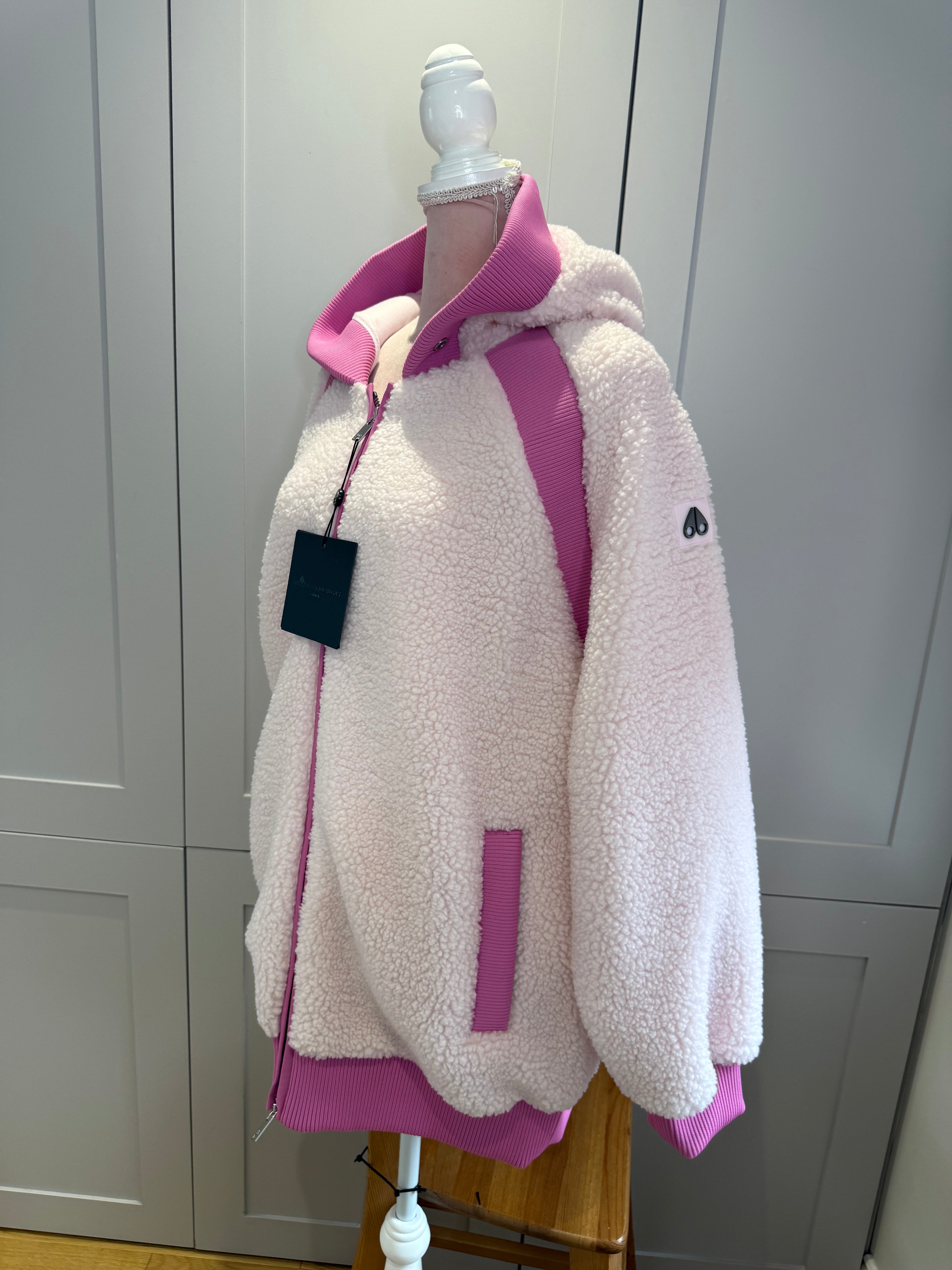 New Moose Knuckles Holland Sherpa Hoodie Jacket in Pink