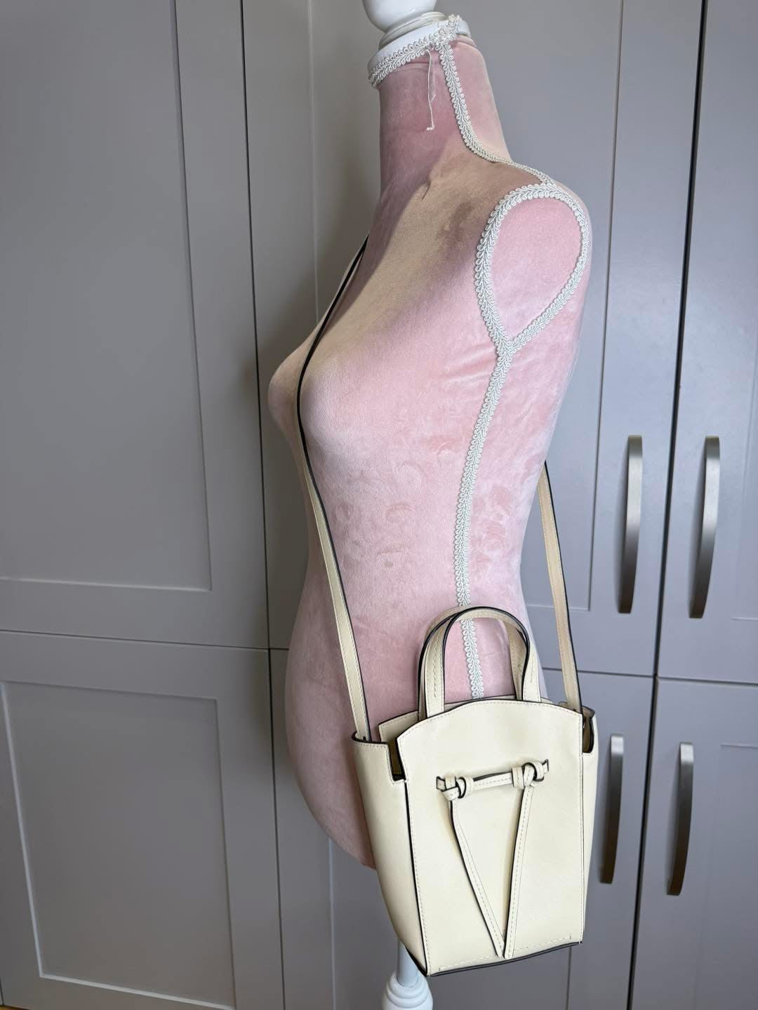 Mulberry Clovelly Mini Tote bag in eggshell