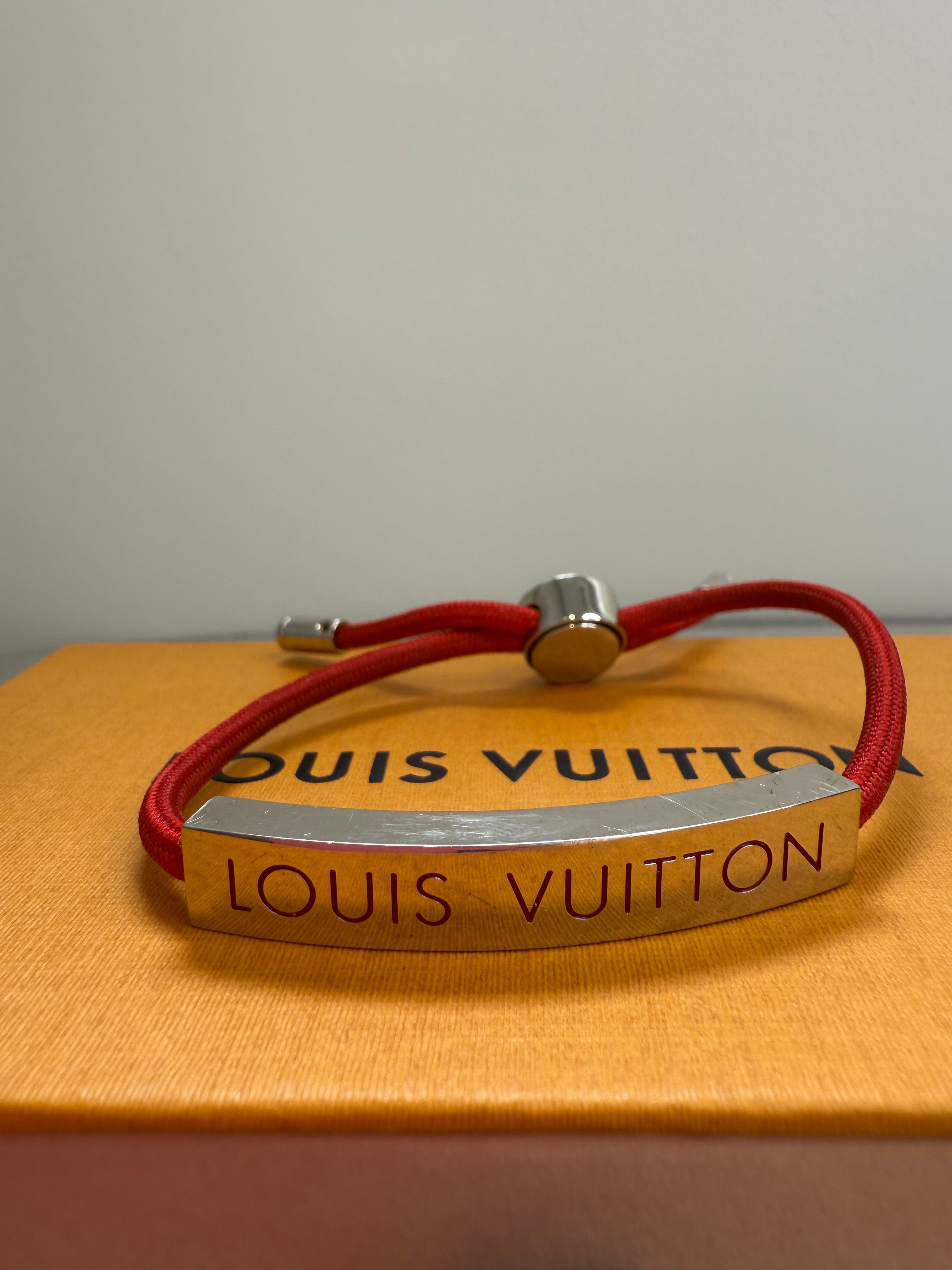 Pre-Owned Louis Vuitton Red Nylon Unisec Bracelet with Stainless Steel logo