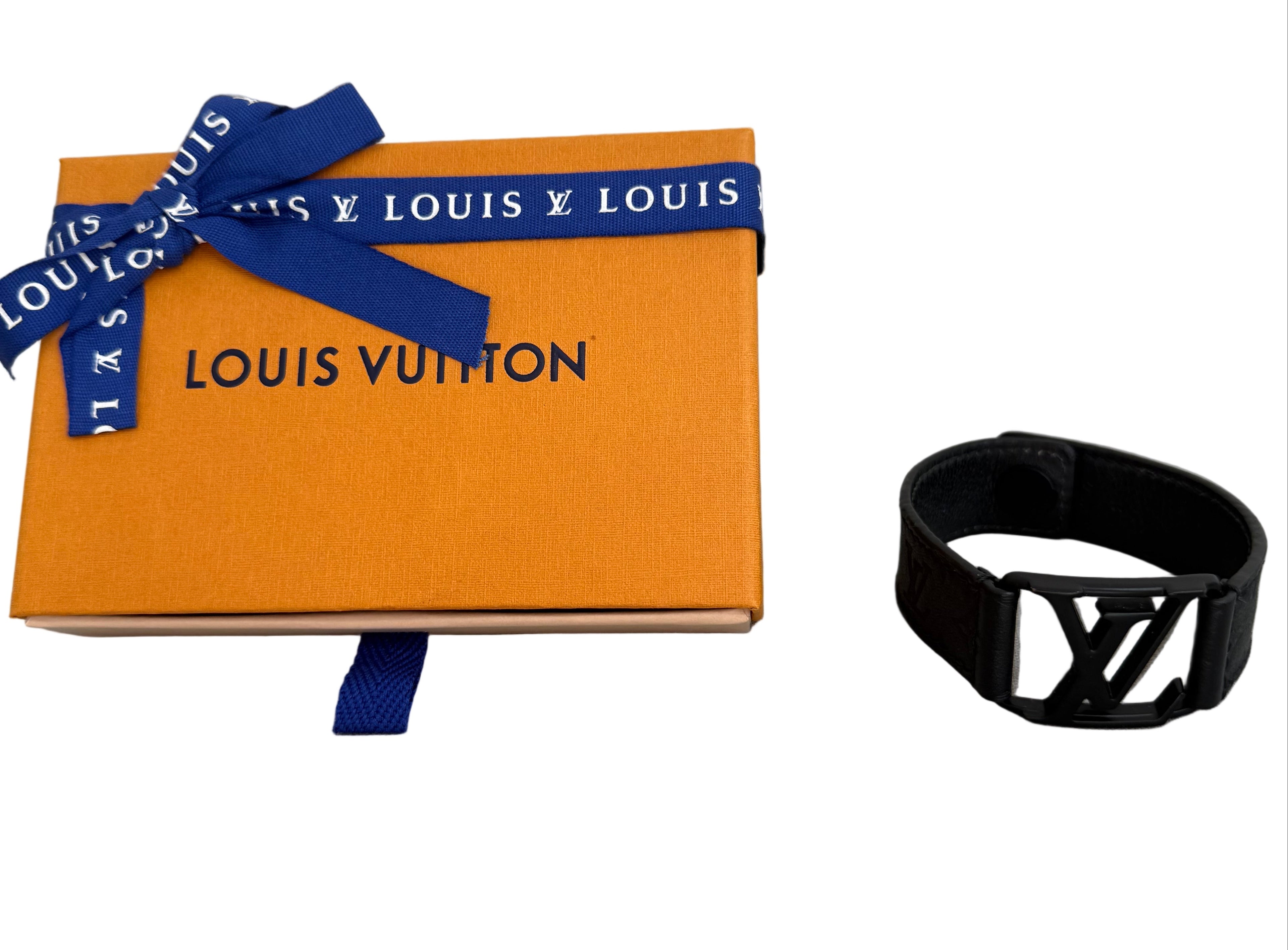 Pre-Owned Louis Vuitton Hockeinheim Bracelet in Black Empreinte monogram print